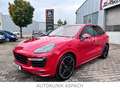 Porsche Cayenne GTS V6 *LED *PASM *PANO *ACC *Alcantara Rot - thumbnail 1