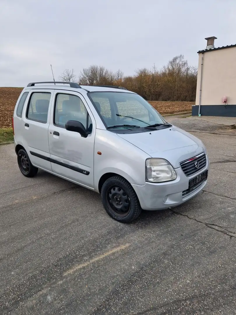 Suzuki Wagon R+ Automatik 1.3 Stříbrná - 2