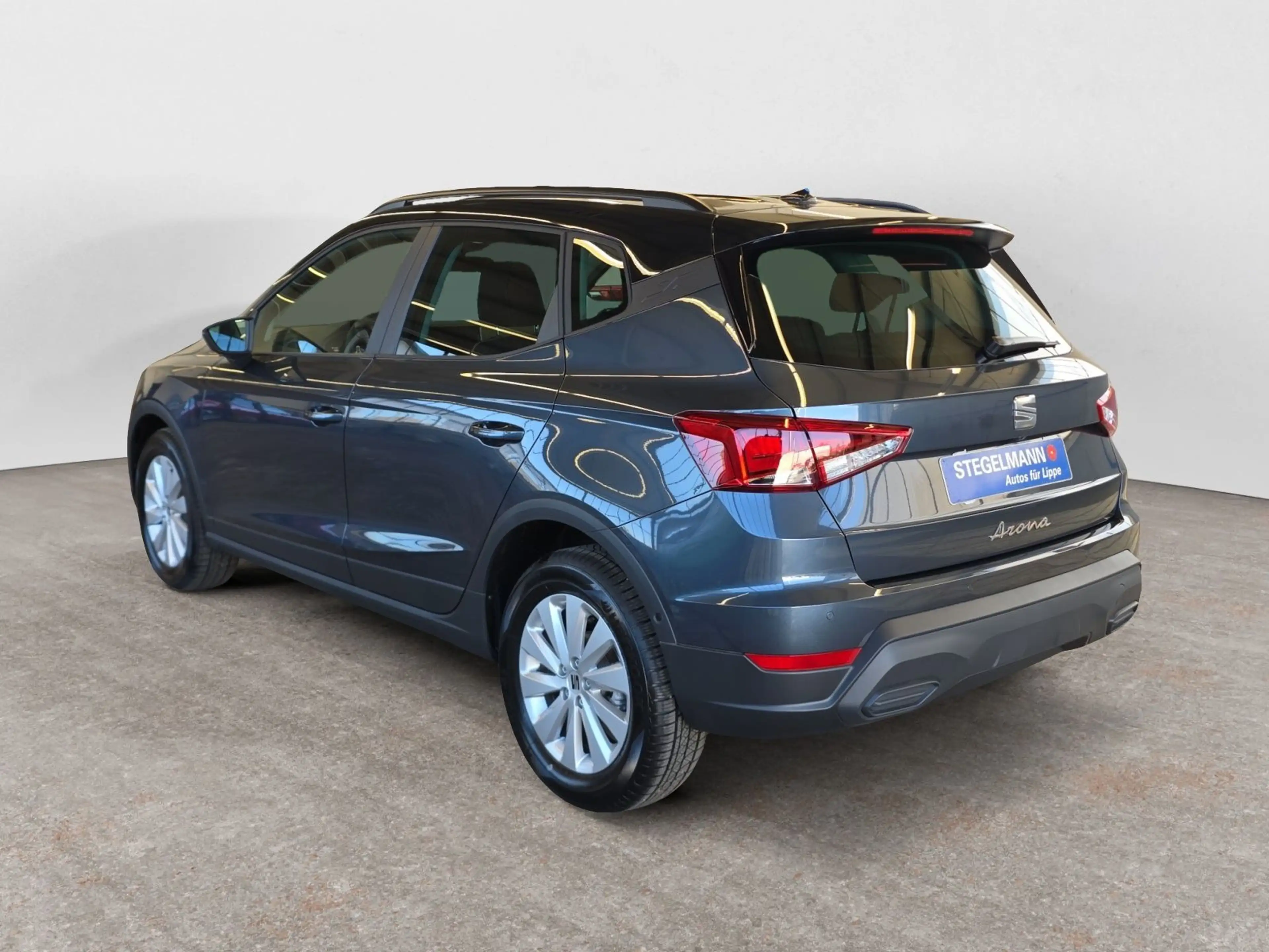 SEAT Arona 1.0 TSI DSG Road Edition *Navi*Kamera*LED* — photo 4