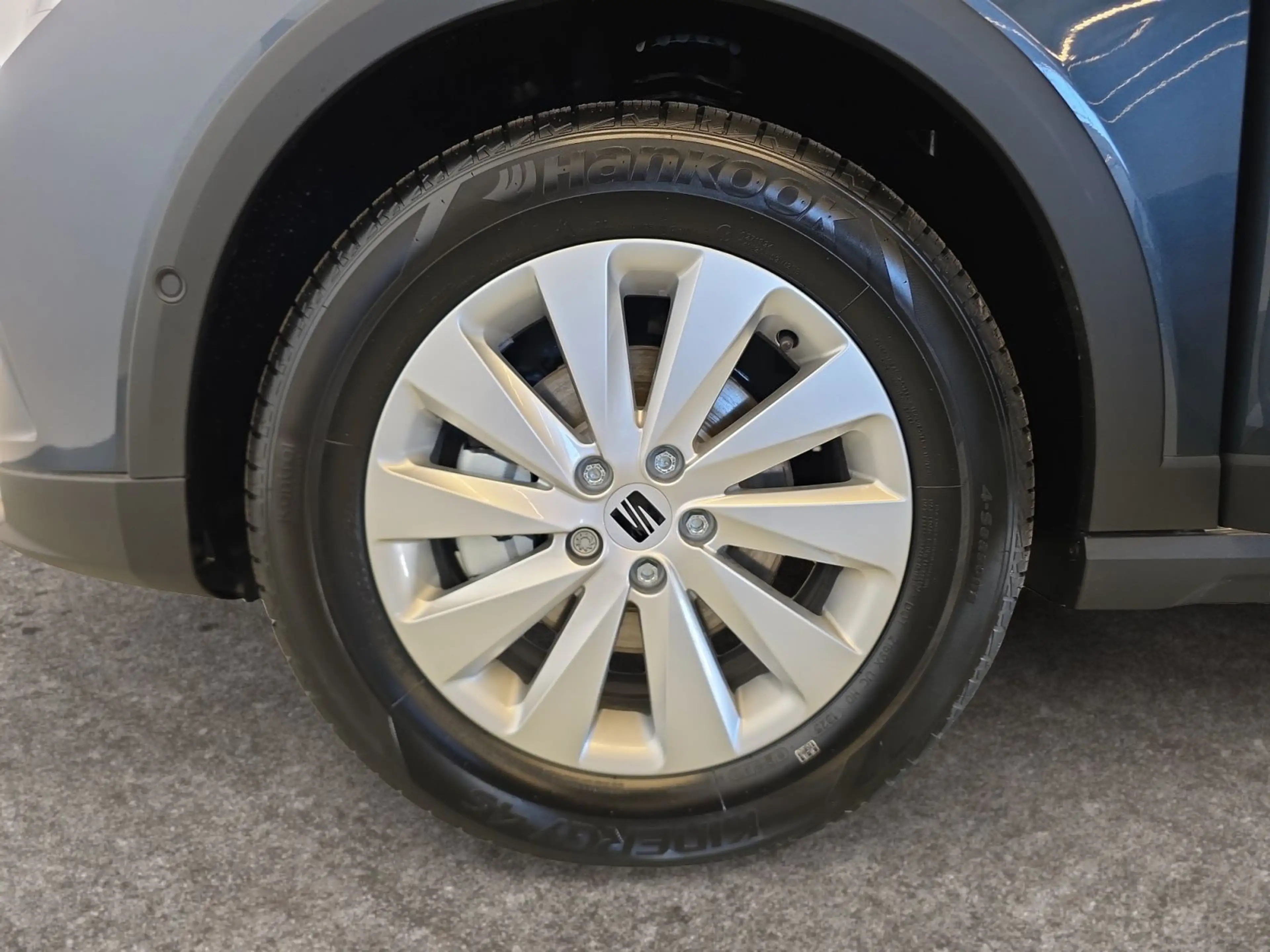 SEAT Arona 1.0 TSI DSG Road Edition *Navi*Kamera*LED* — photo 15