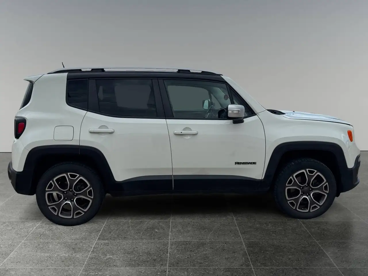 Jeep Renegade снимка Jeep Renegade