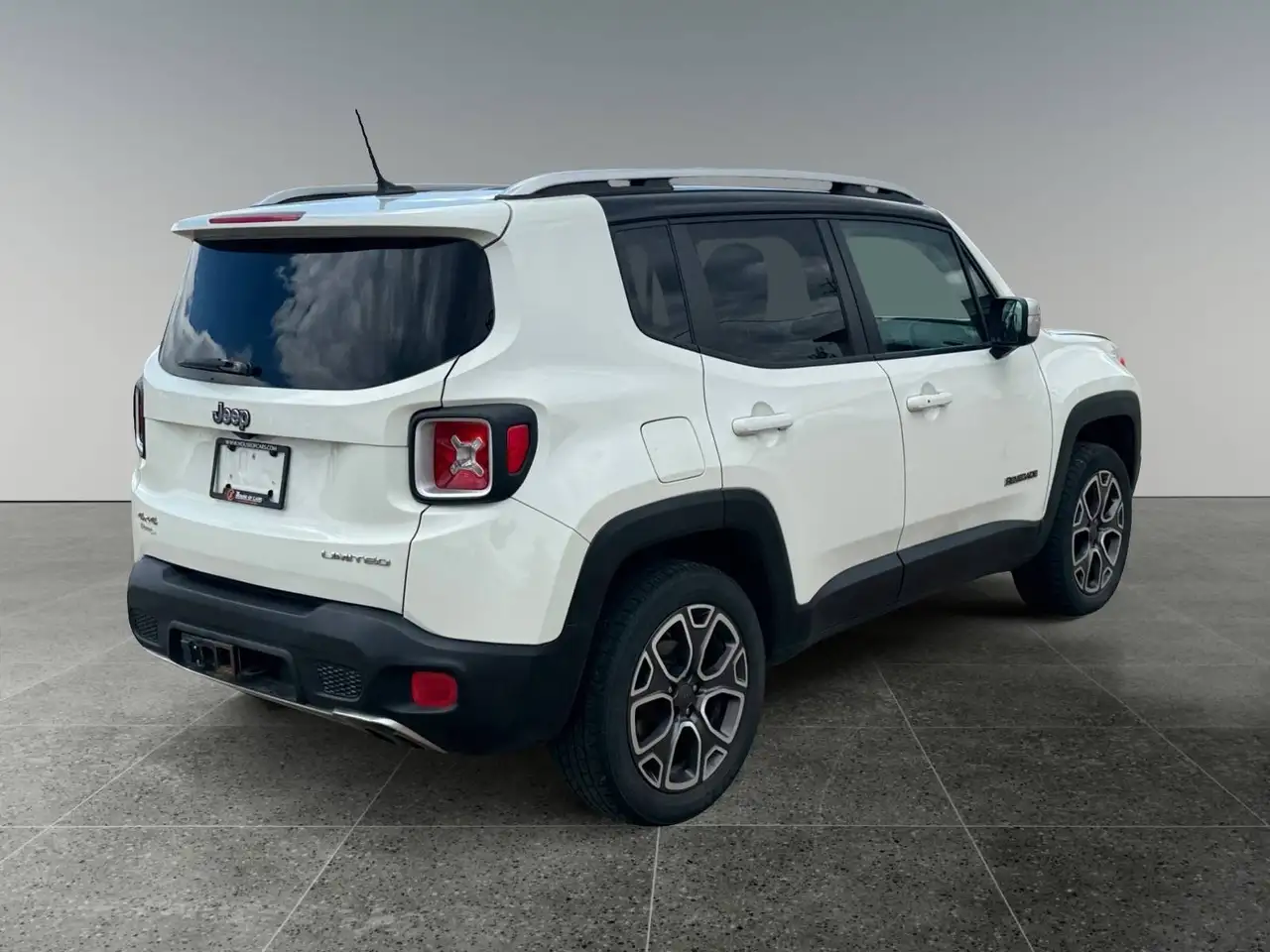 Jeep Renegade снимка Jeep Renegade