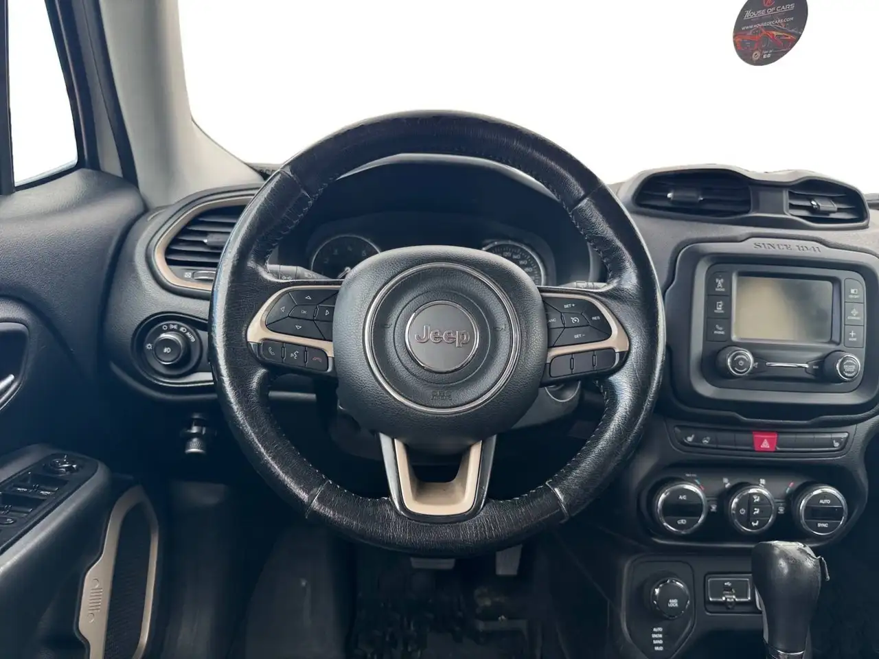 Jeep Renegade снимка Jeep Renegade