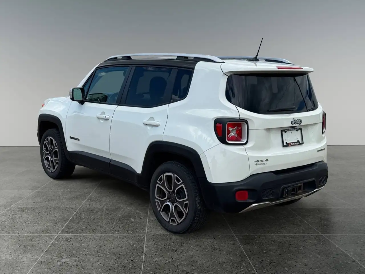 Jeep Renegade снимка Jeep Renegade
