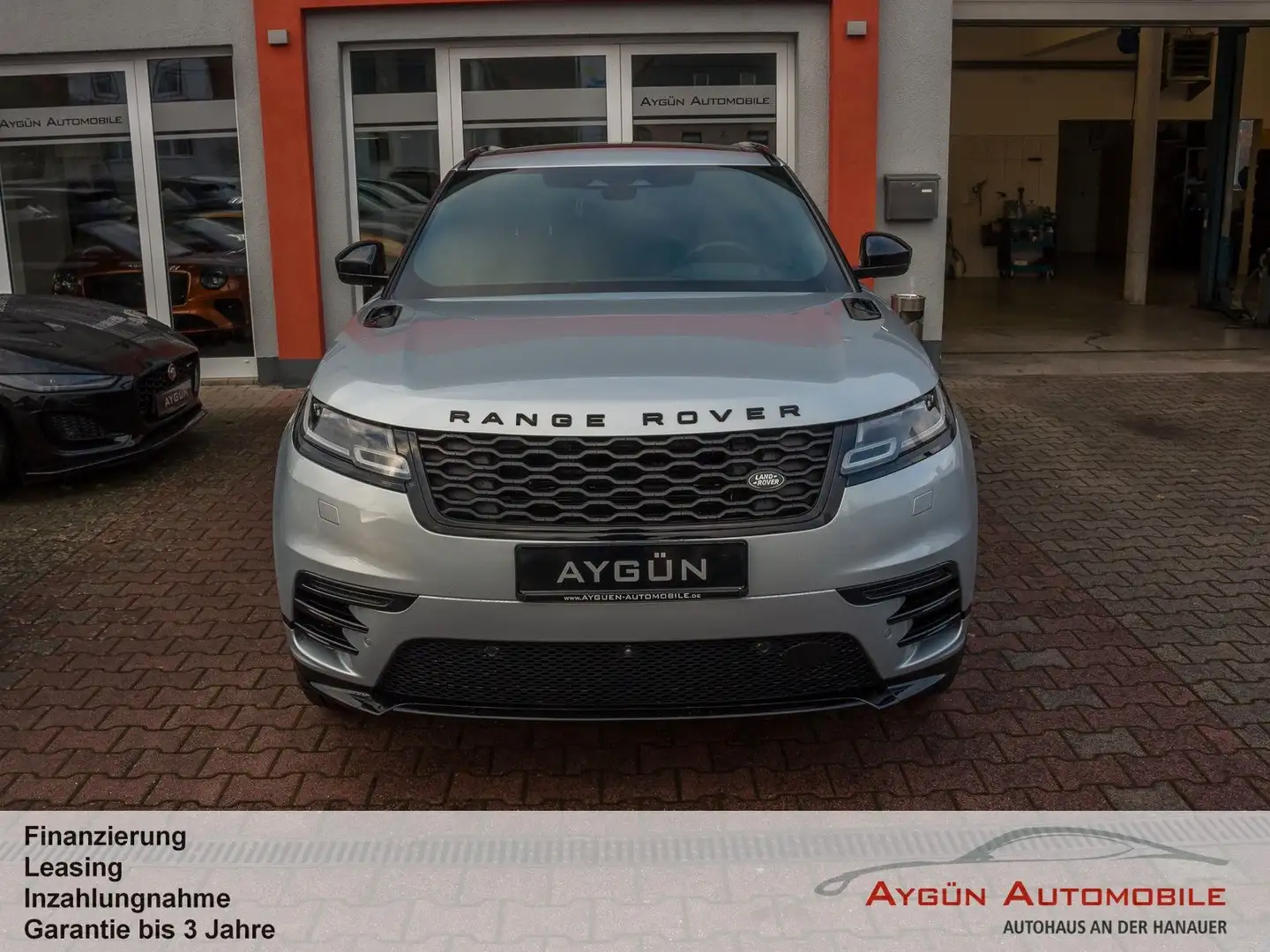 Land Rover Range Rover Velar P400e AWD R-Dynamic*HUD*Pano* Silber - 2