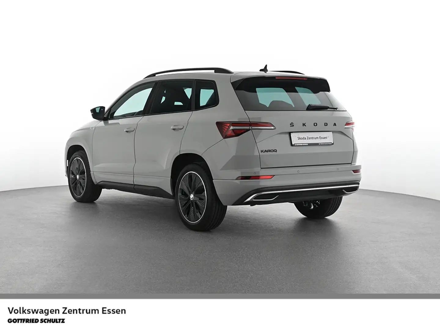 Skoda Karoq Sportline TSI DSG Matrix Navi F-Kamera ACC Grau - 2