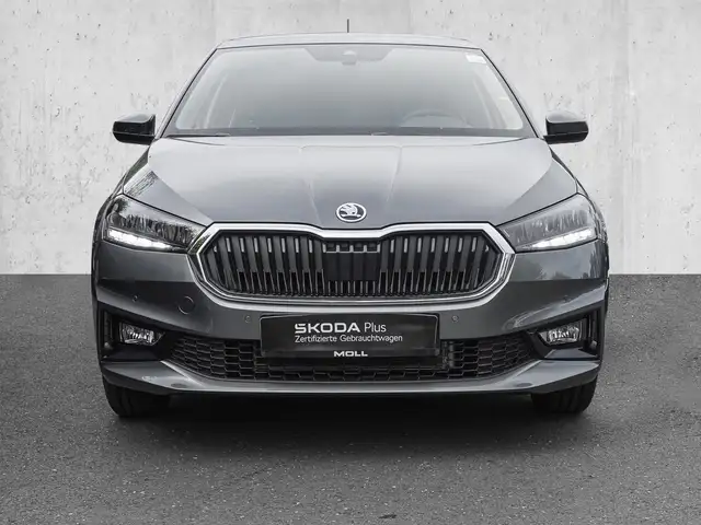 Skoda Fabia view 3