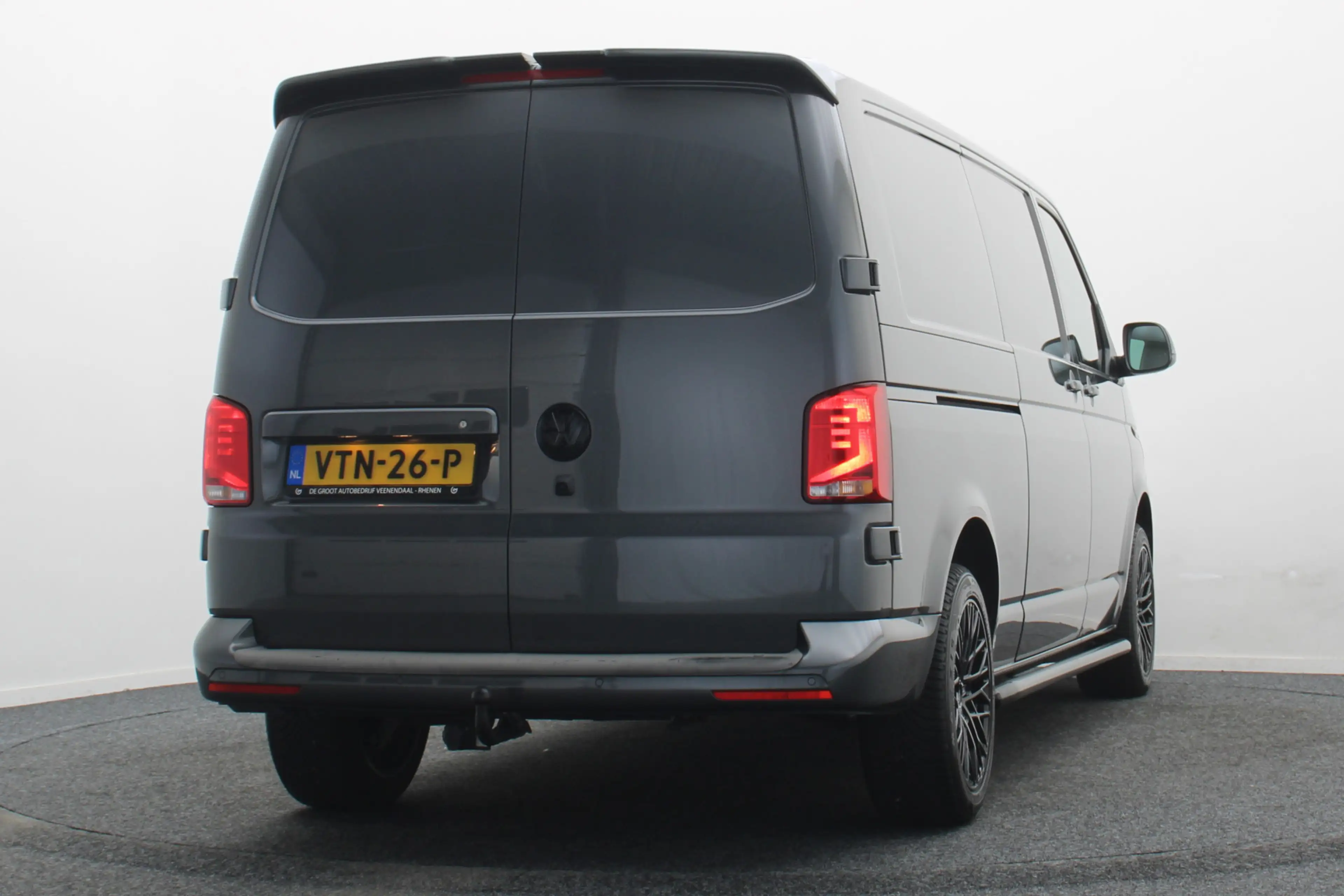 Volkswagen T6.1 Transporter 2.0 TDI L2H1 28 Bulli — photo 19