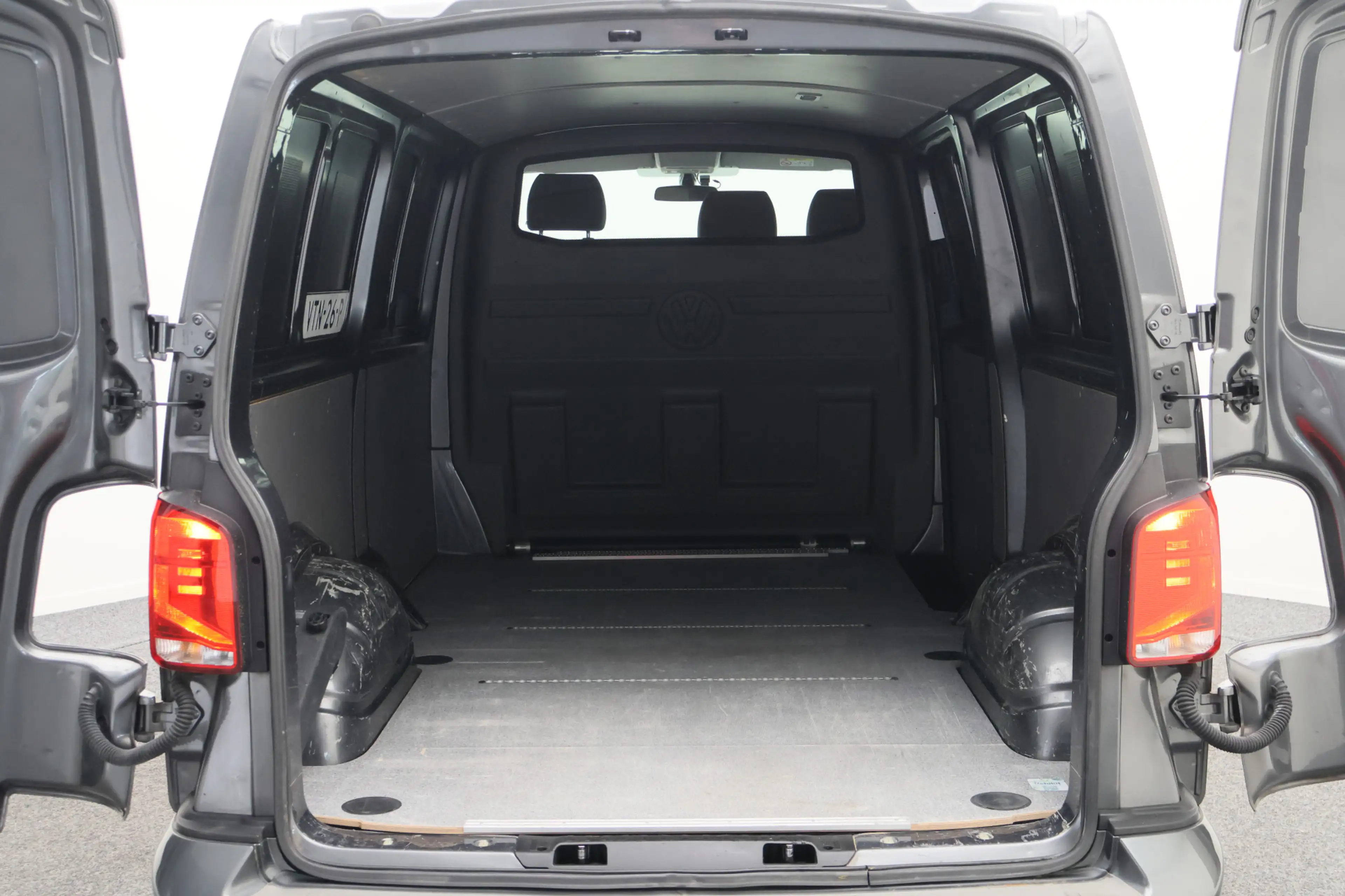 Volkswagen T6.1 Transporter 2.0 TDI L2H1 28 Bulli — photo 14