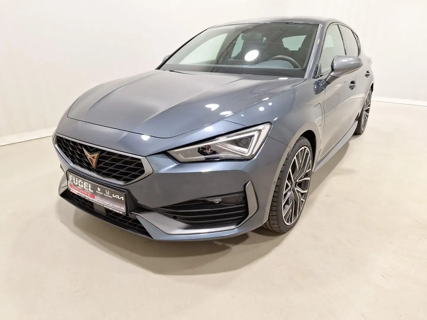 CUPRA Leon 1.4 TSI DSG VZ e-Hybrid Matrix|Navi|Leder|ACC Grau - 2