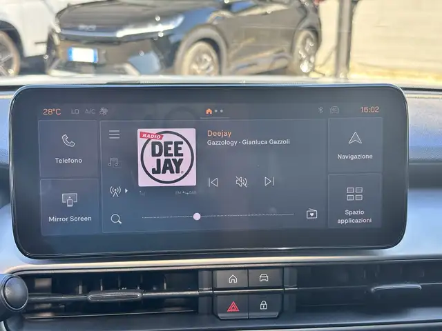 Jeep Avenger view 13
