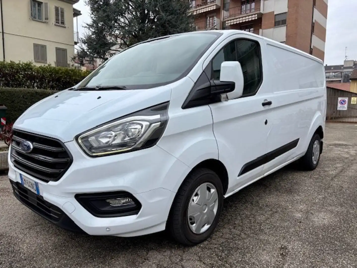 Ford Transit Custom 300 L2 H1 2.0 ECOBLUE MHEV130cv Bianco - 1