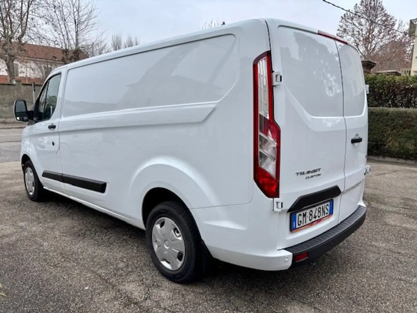 Ford Transit Custom 300 L2 H1 2.0 ECOBLUE MHEV130cv Bianco - 2