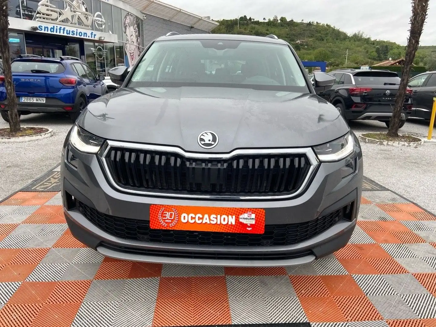Skoda Kodiaq 1.5 TSI 150 BVA AMBITION Caméra 7 PL Gris - 2