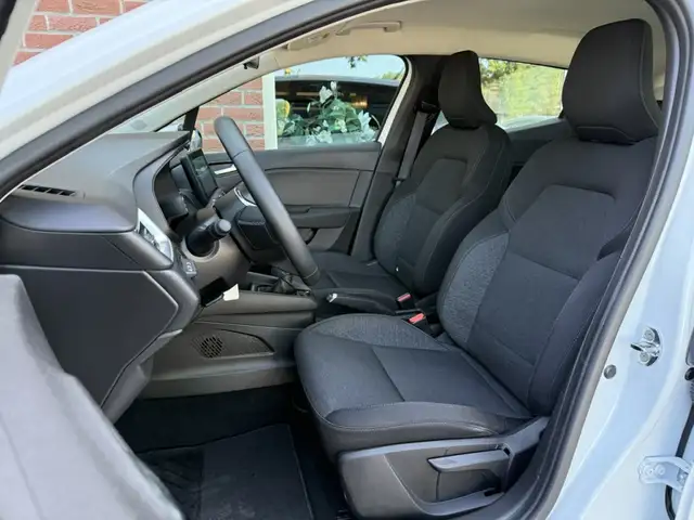 Renault Clio view 5