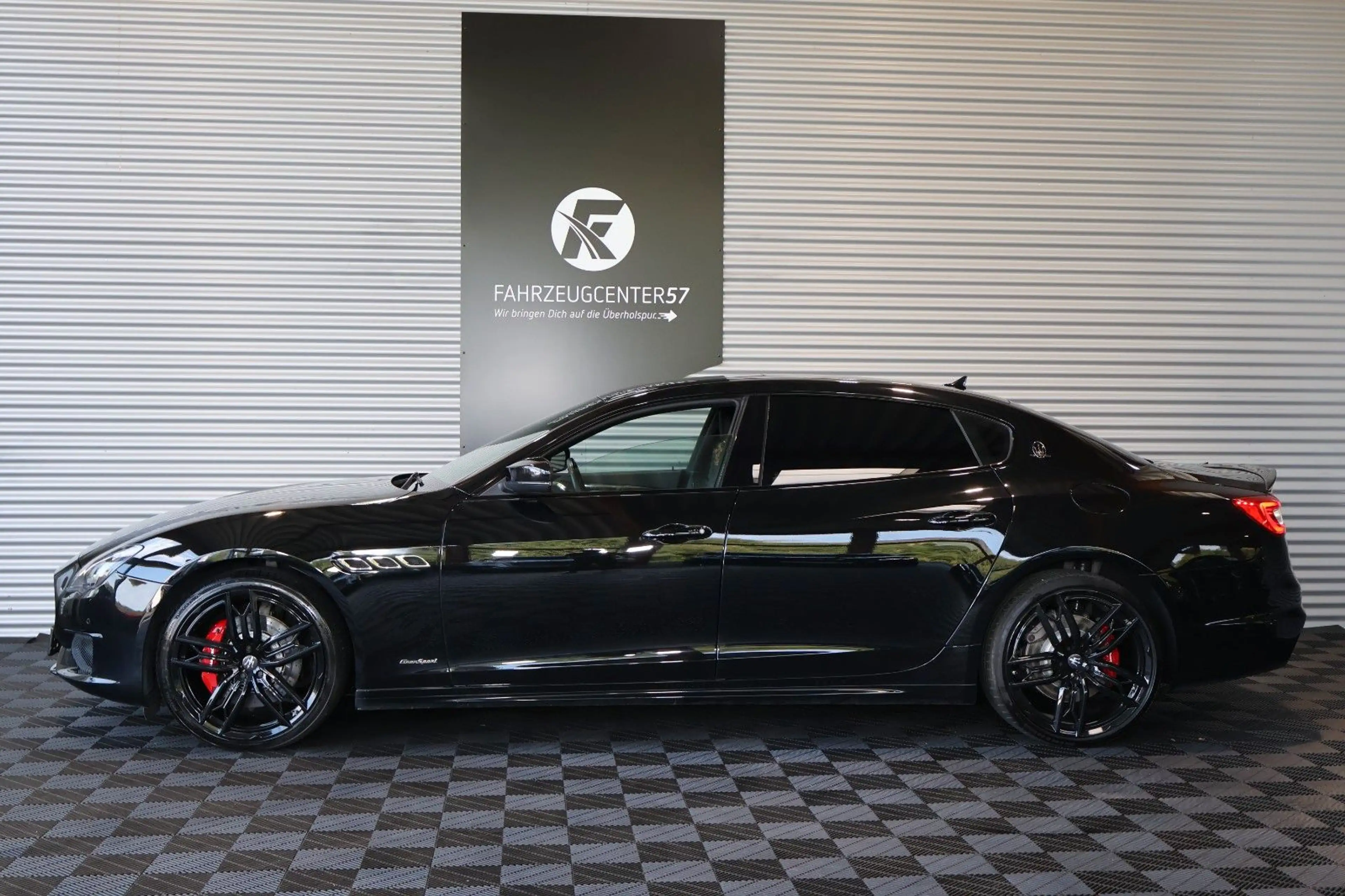 Maserati Quattroporte QUATTROPORTE 3.0 V6 S Q4 GranSport/H&K/CARPLAY — photo 2