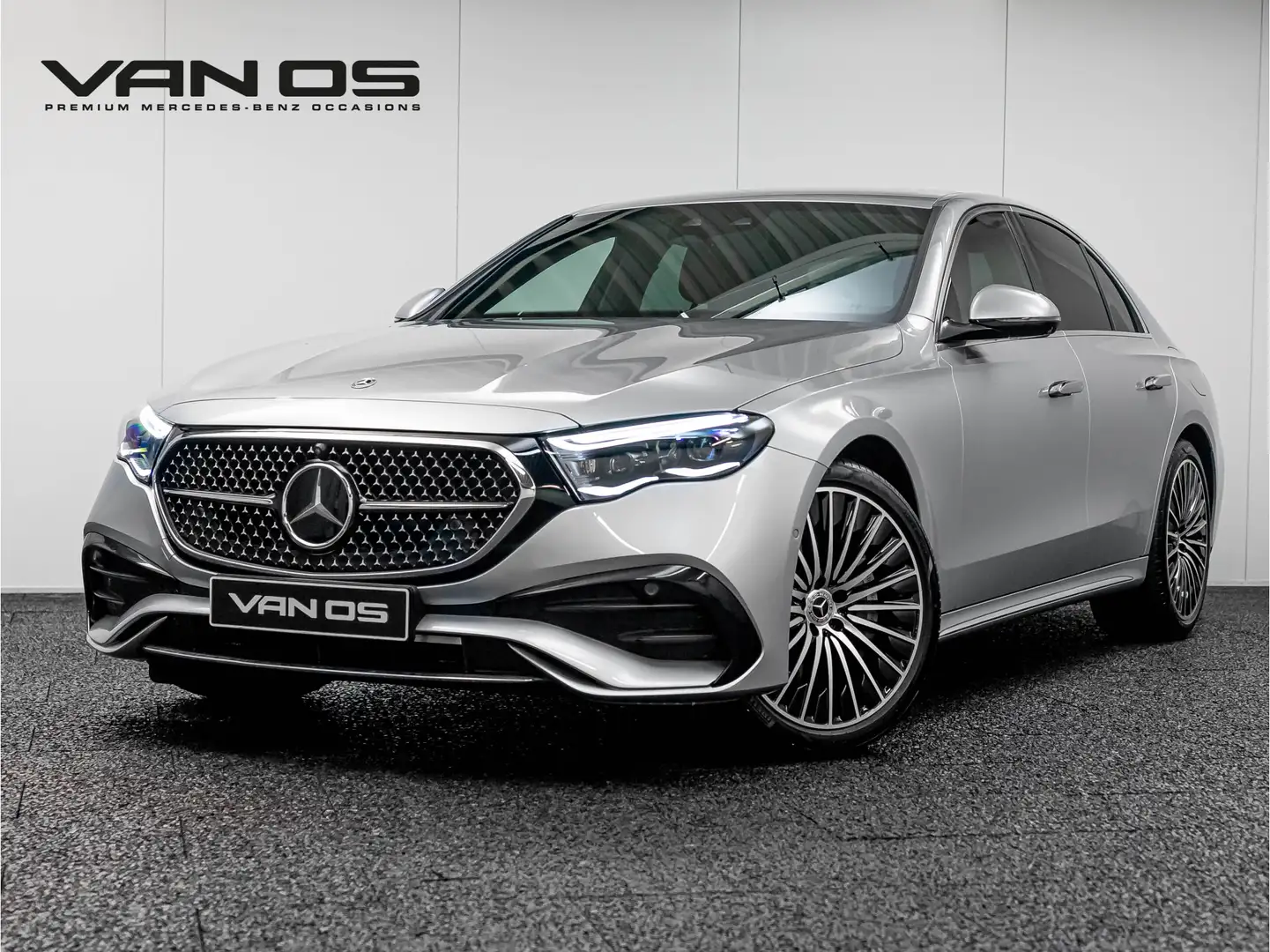 Mercedes-Benz E 300 E e 4MATIC AMG Line | Superscreen | Nappa | Luchtv Zilver - 1