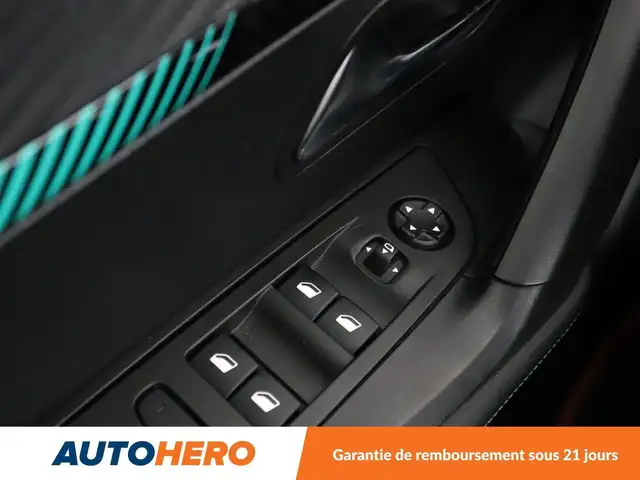 Peugeot 2008 view 27