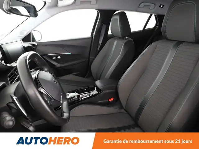 Peugeot 2008 view 10