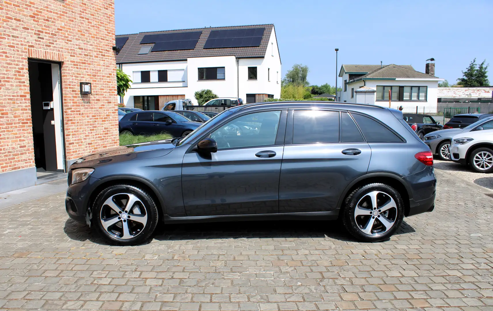 Mercedes-Benz GLC 220 d 4-Matic Gris - 1