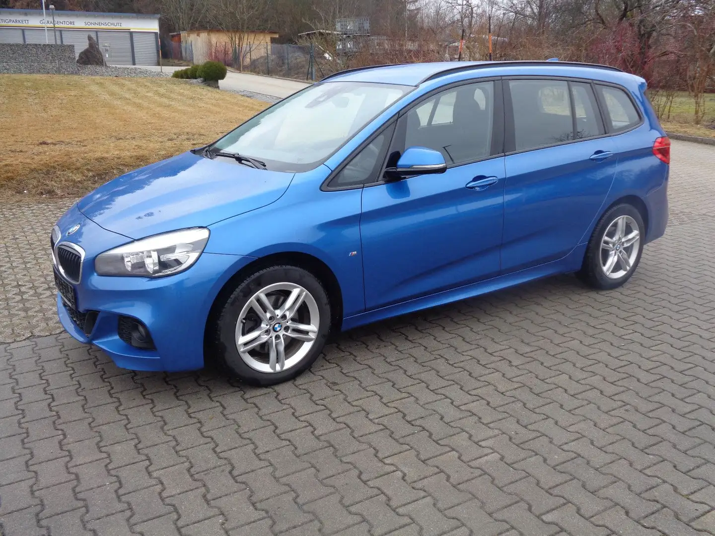 BMW 218 Baureihe 2 Gran Tourer 218 d M Sport Albastru - 1