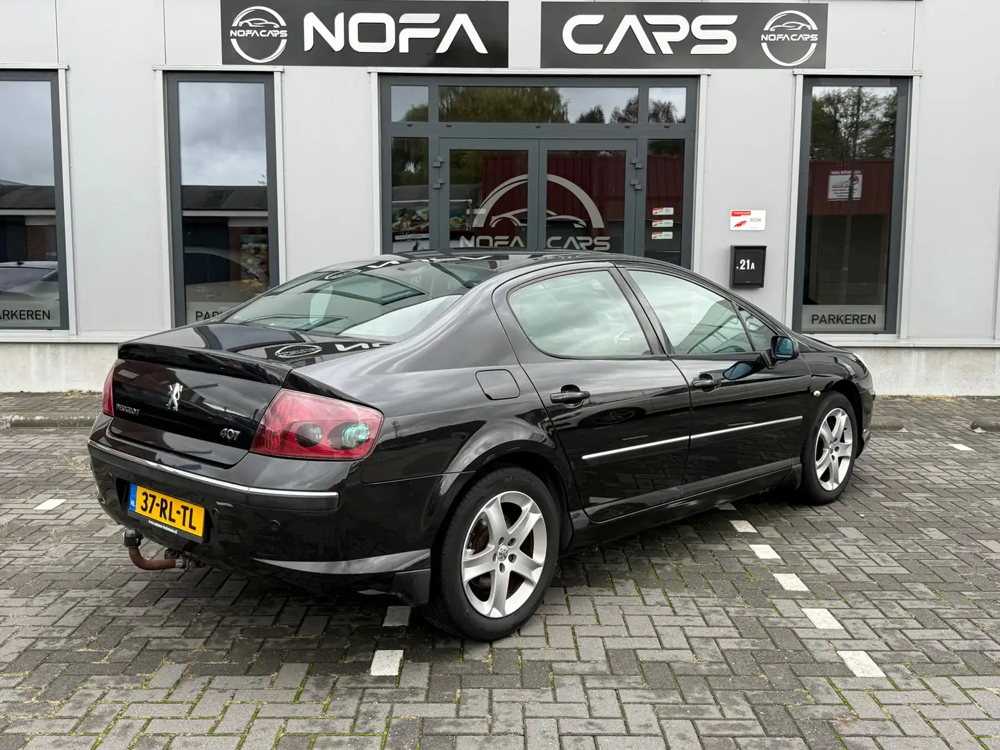 Peugeot 407 2.0-16V XS Pack|Leer|Xenon|Stoelverwarming|Trekhaa Negro - 2