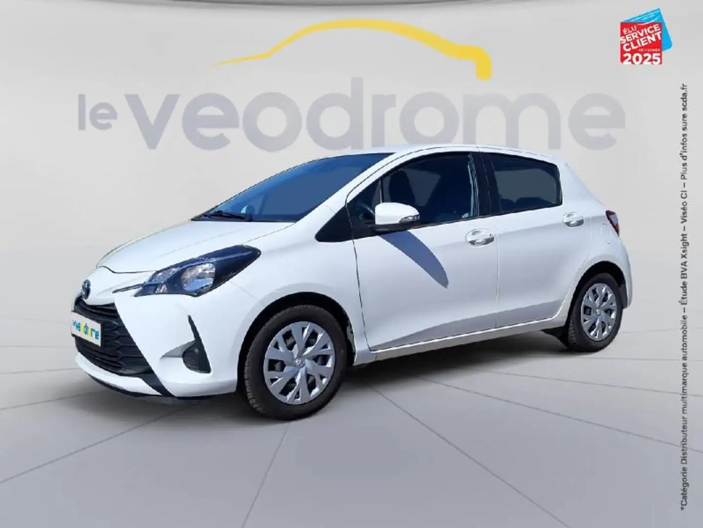 Toyota Yaris 70 VVT-i Dynamic 5p RC18 Blanc - 1