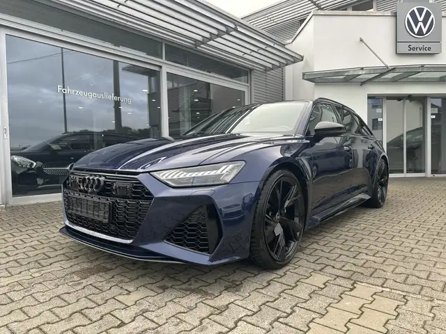 Audi RS6 AVANT 4.0TSI QUATTRO*HEAD-UP*PANO*STANDH.*AHK