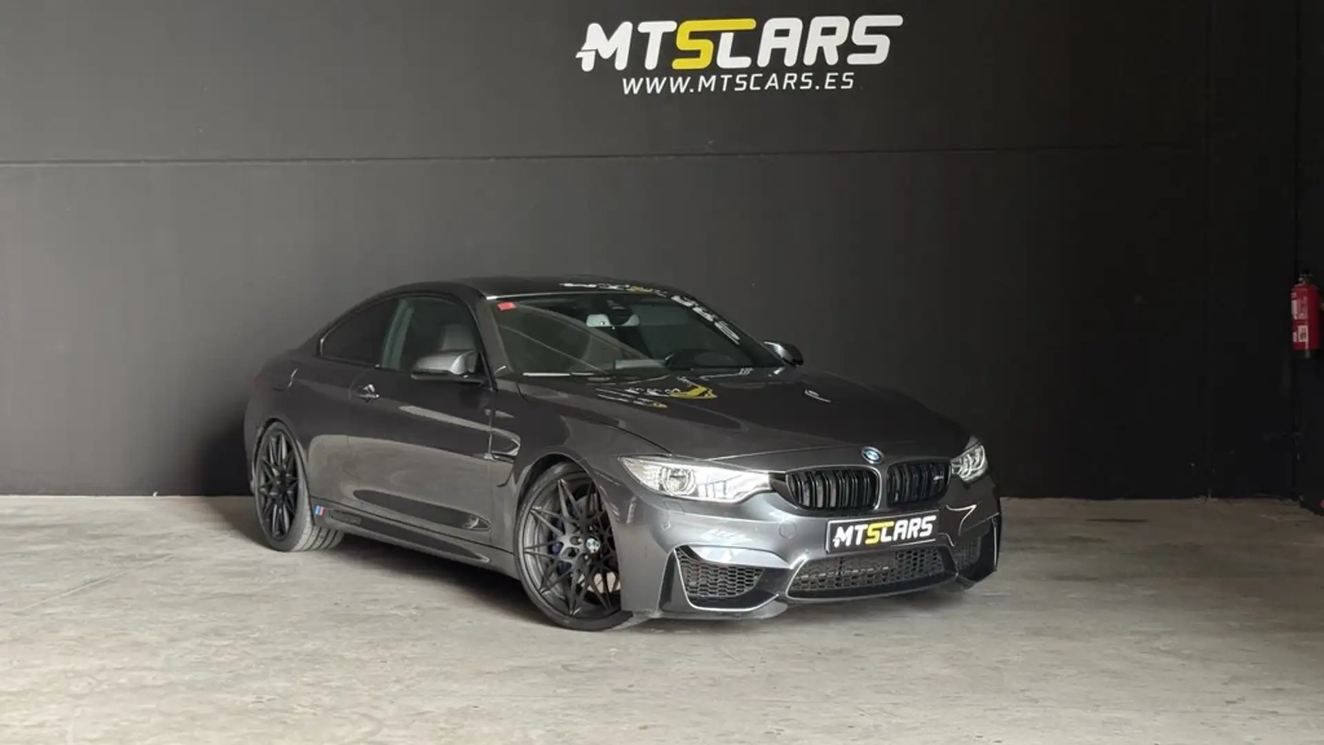 BMW M4 M4A Gris - 1