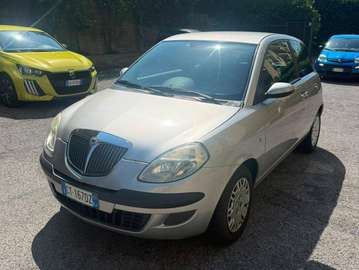 Ypsilon II 2003 1.2 8v Argento
