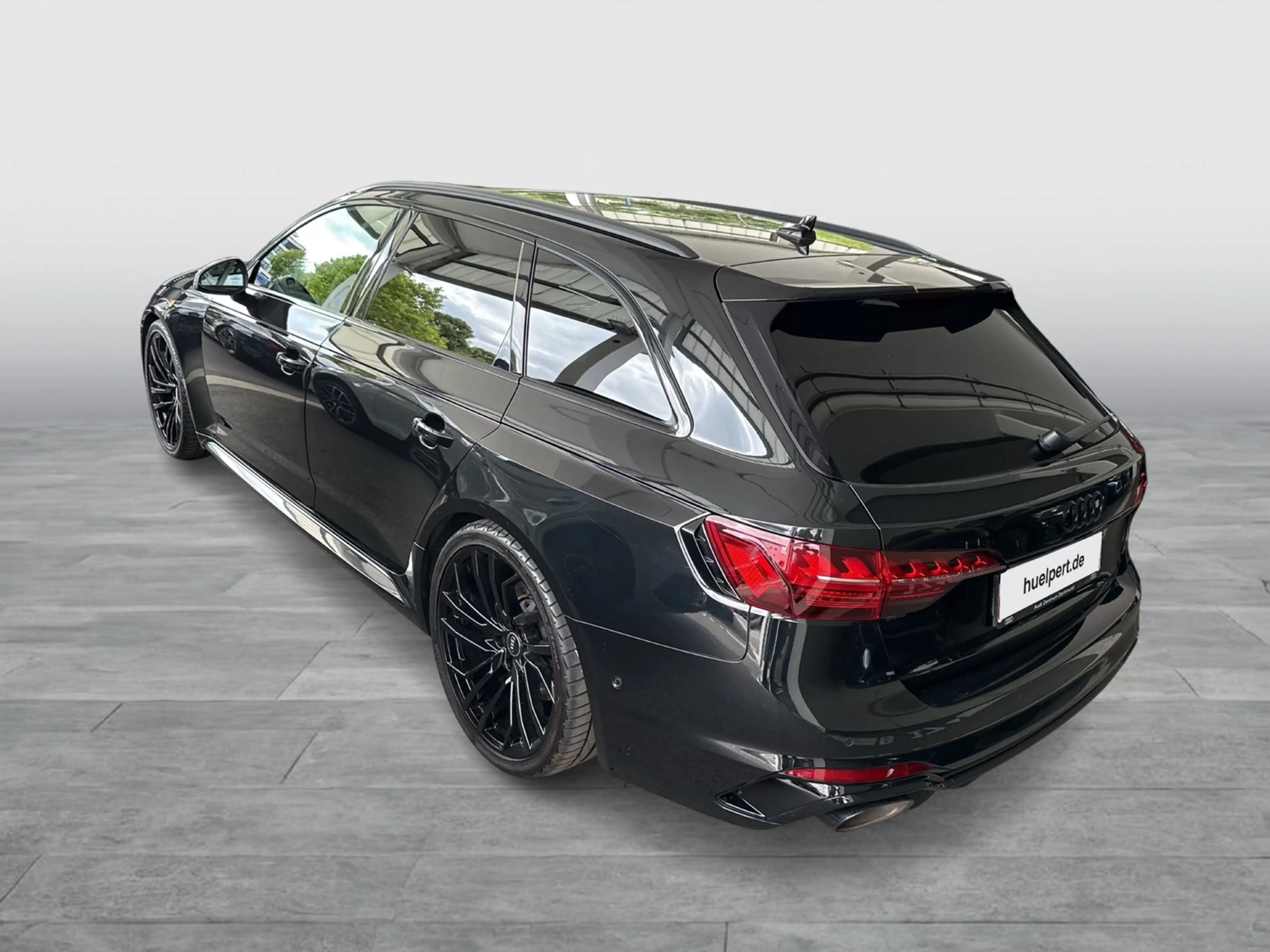 Audi RS4 Avant Qu. BLACKPAK PANO B&O 360CAM LM20 — photo 3