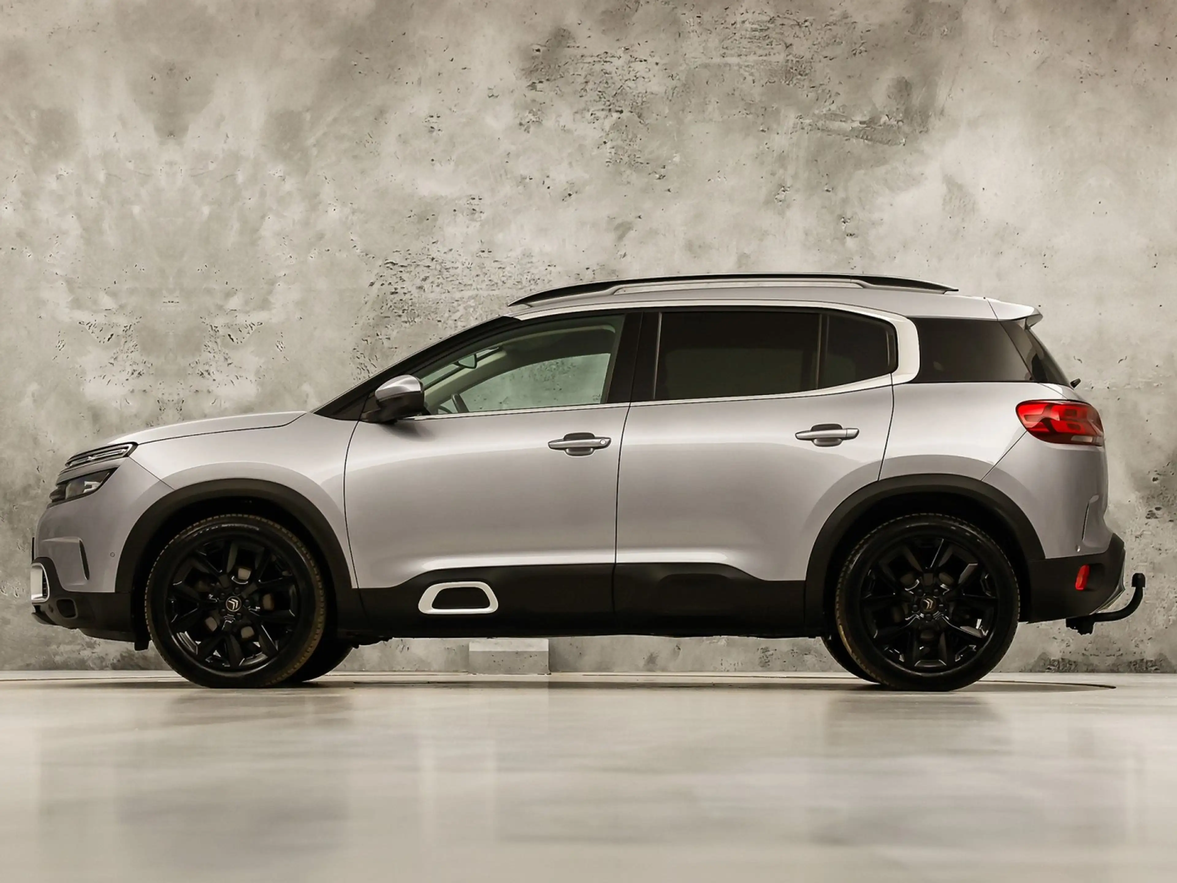 Citroen C5 Aircross 1.2 PureTech Sport (VIRTUAL COCKPIT, APPLE CARPLAY — photo 2