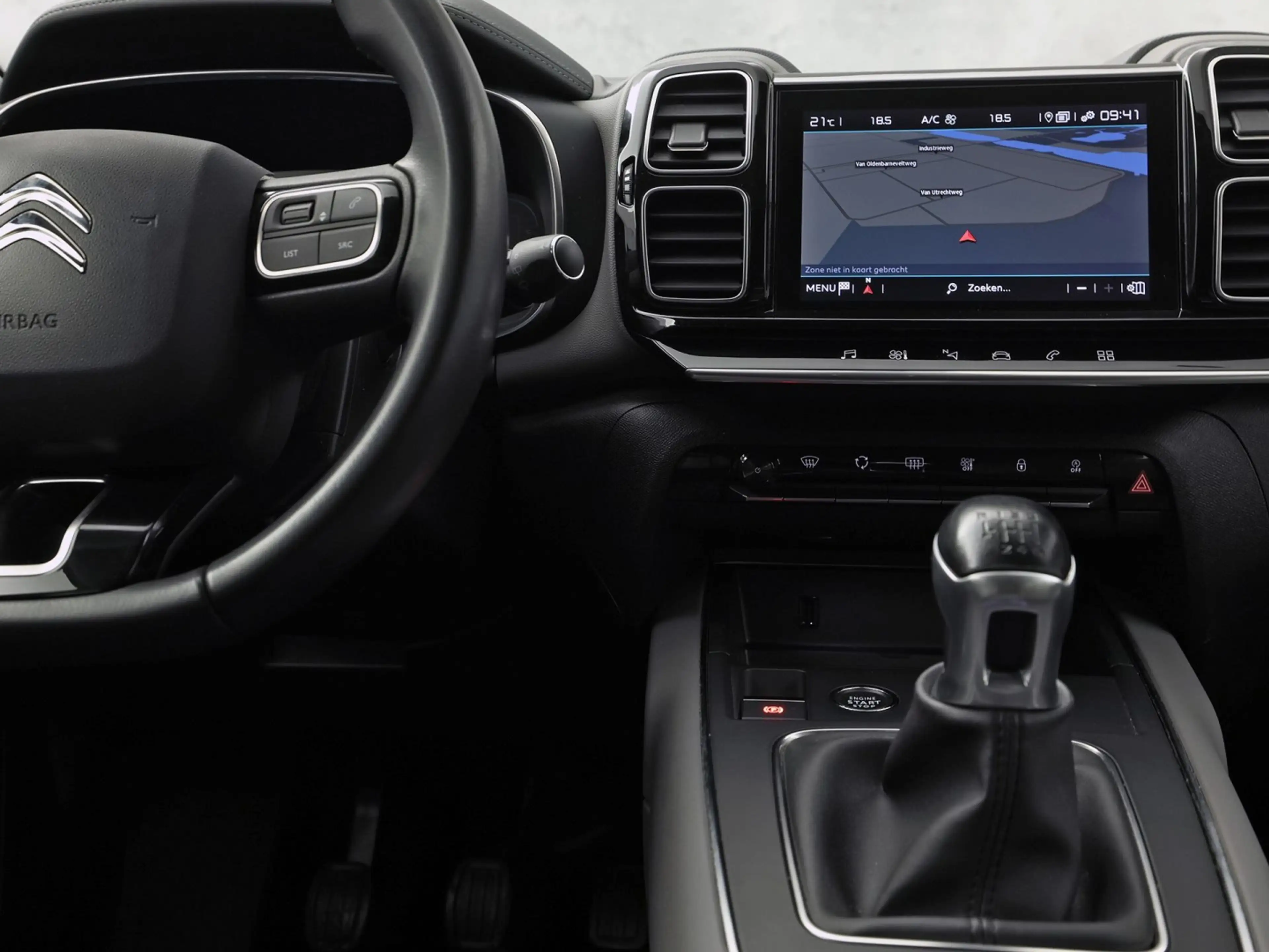Citroen C5 Aircross 1.2 PureTech Sport (VIRTUAL COCKPIT, APPLE CARPLAY — photo 33