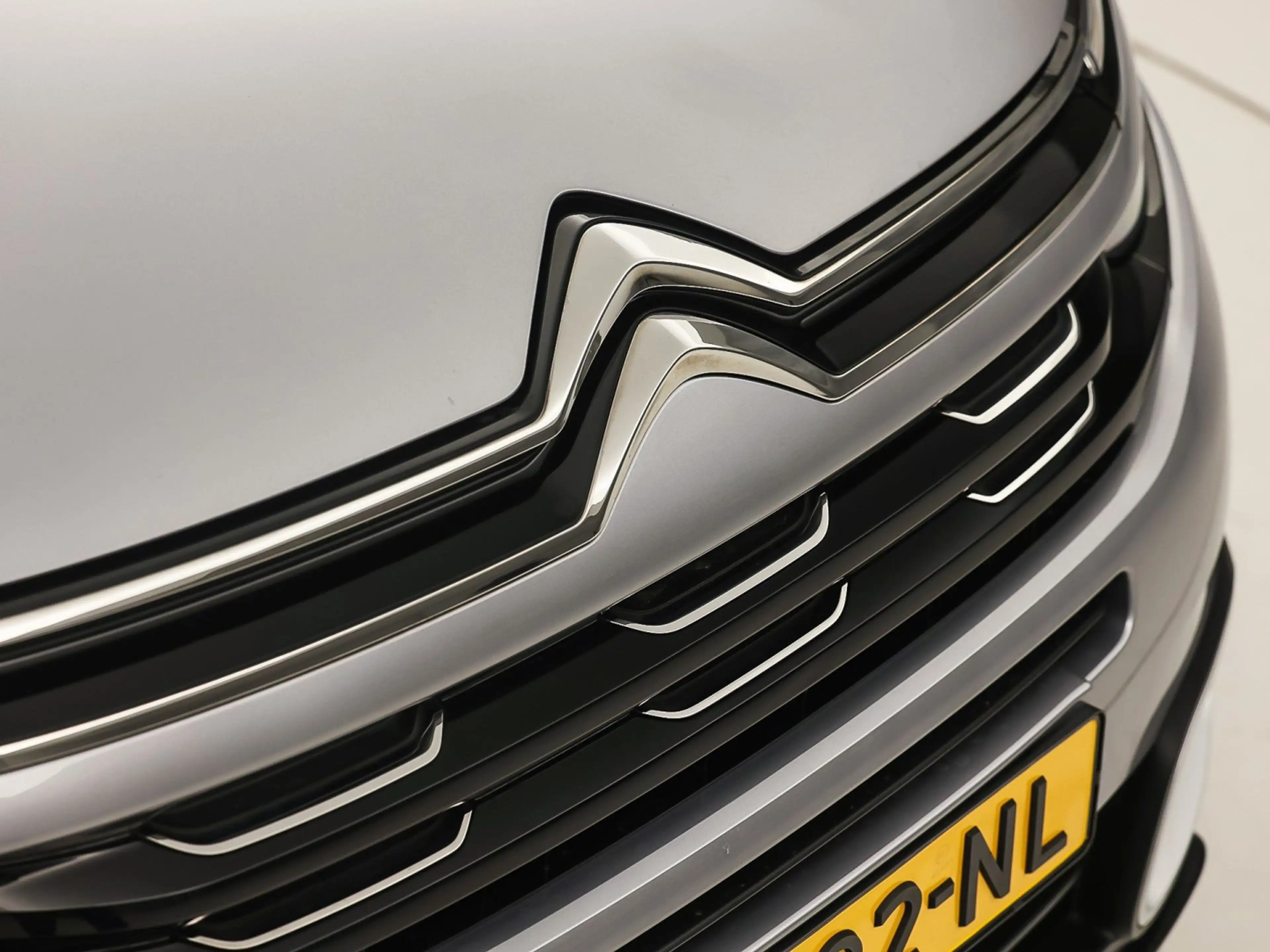 Citroen C5 Aircross 1.2 PureTech Sport (VIRTUAL COCKPIT, APPLE CARPLAY — photo 36