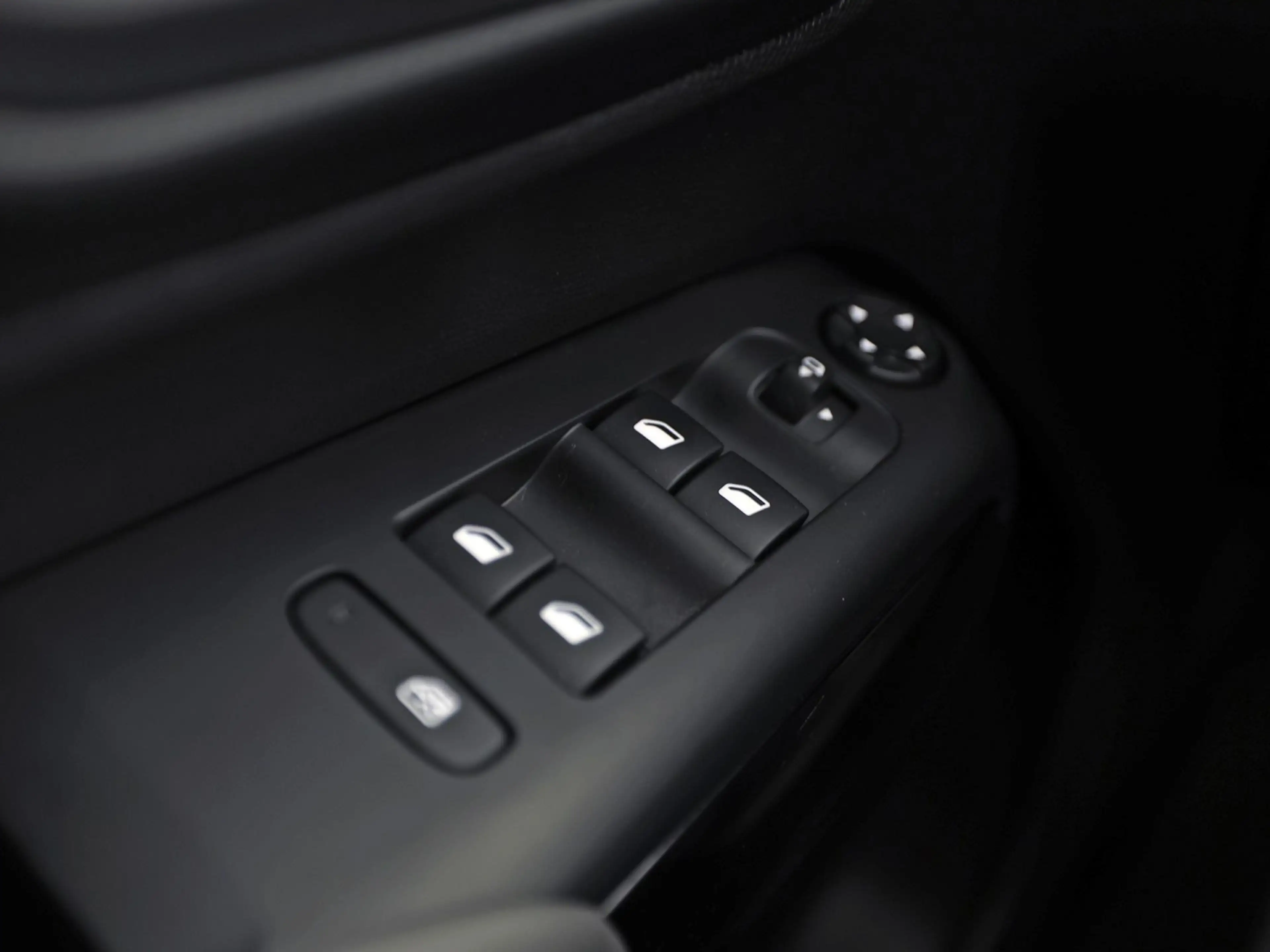 Citroen C5 Aircross 1.2 PureTech Sport (VIRTUAL COCKPIT, APPLE CARPLAY — photo 22