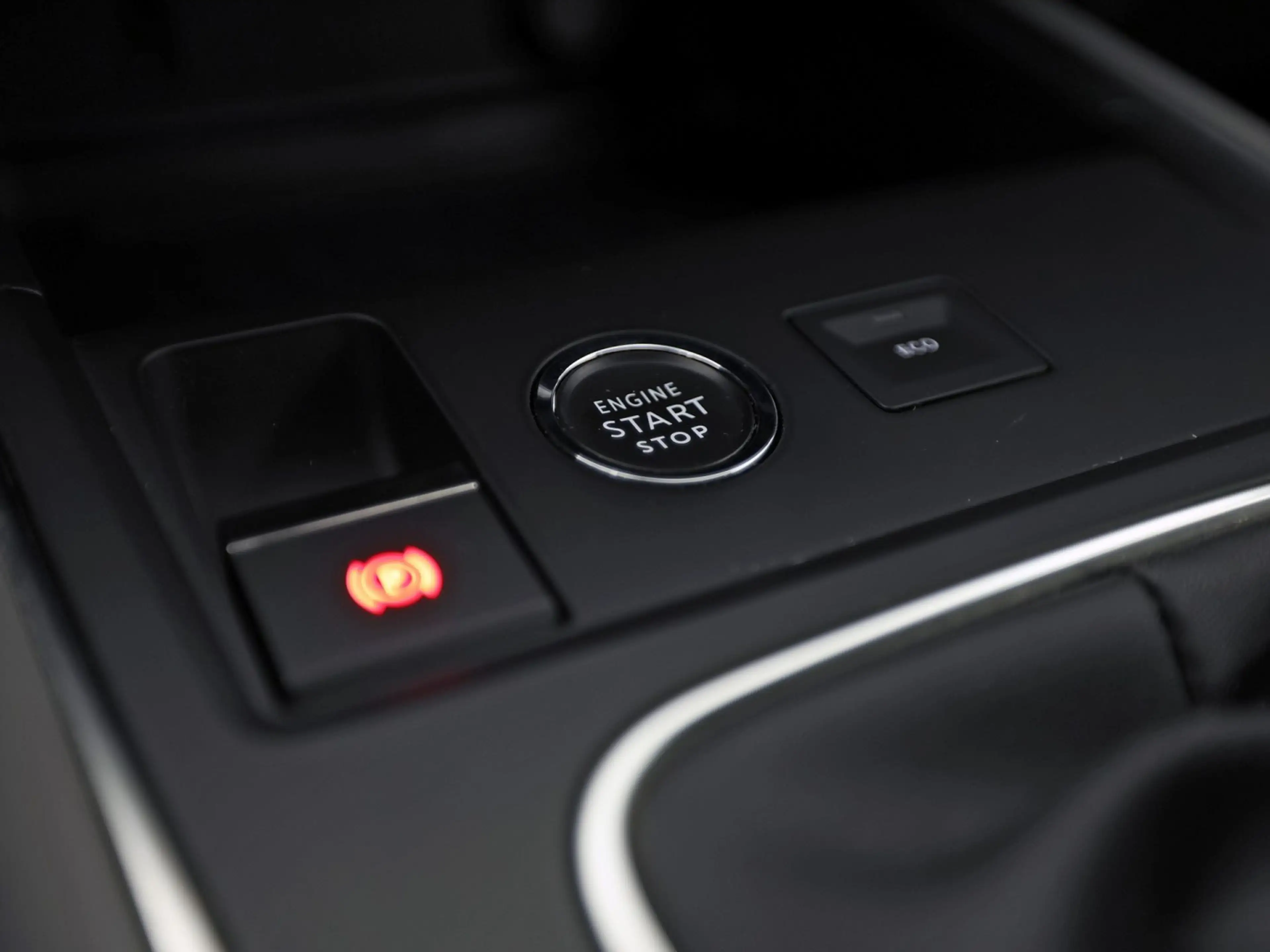 Citroen C5 Aircross 1.2 PureTech Sport (VIRTUAL COCKPIT, APPLE CARPLAY — photo 28