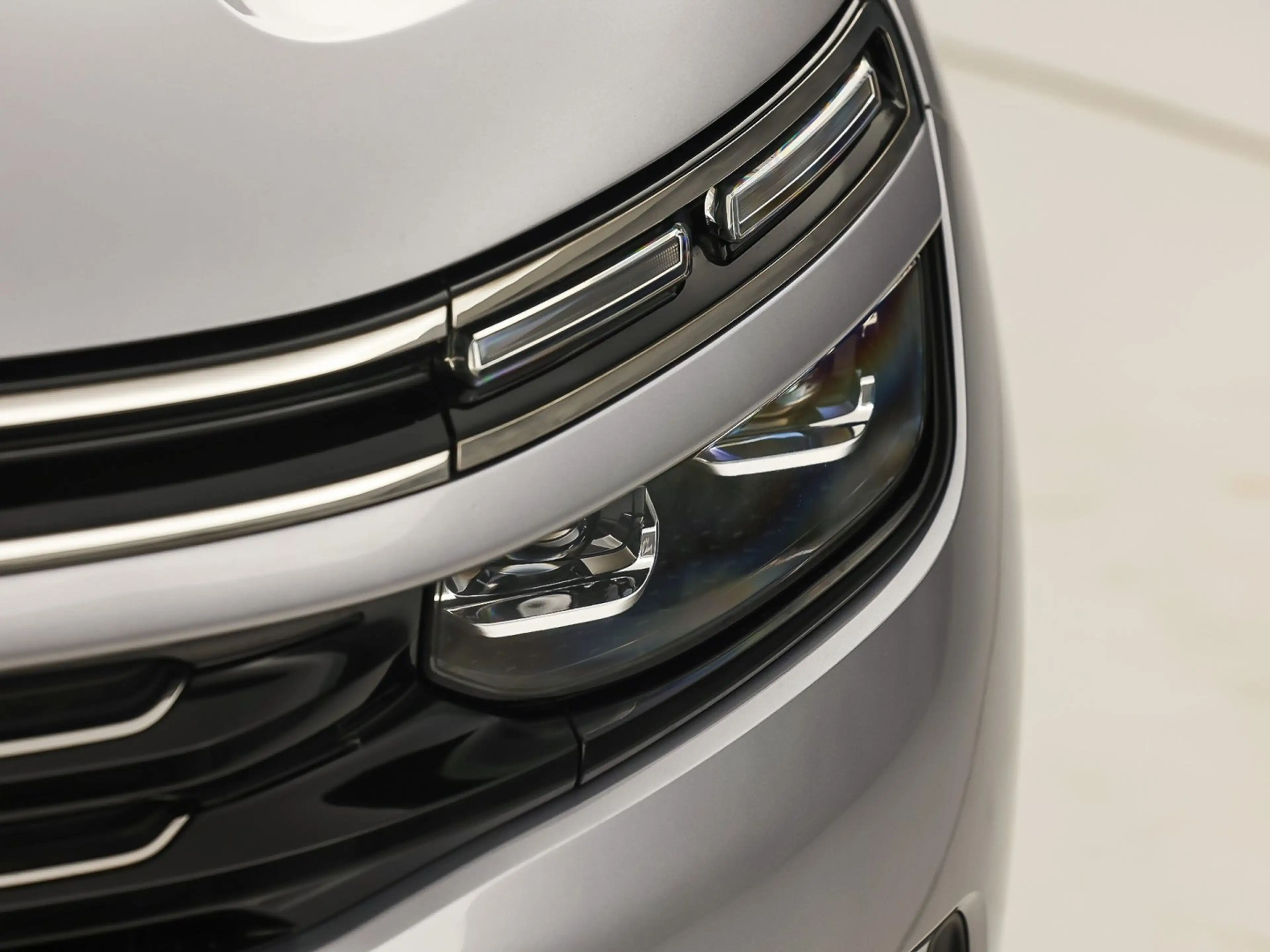 Citroen C5 Aircross 1.2 PureTech Sport (VIRTUAL COCKPIT, APPLE CARPLAY — photo 45
