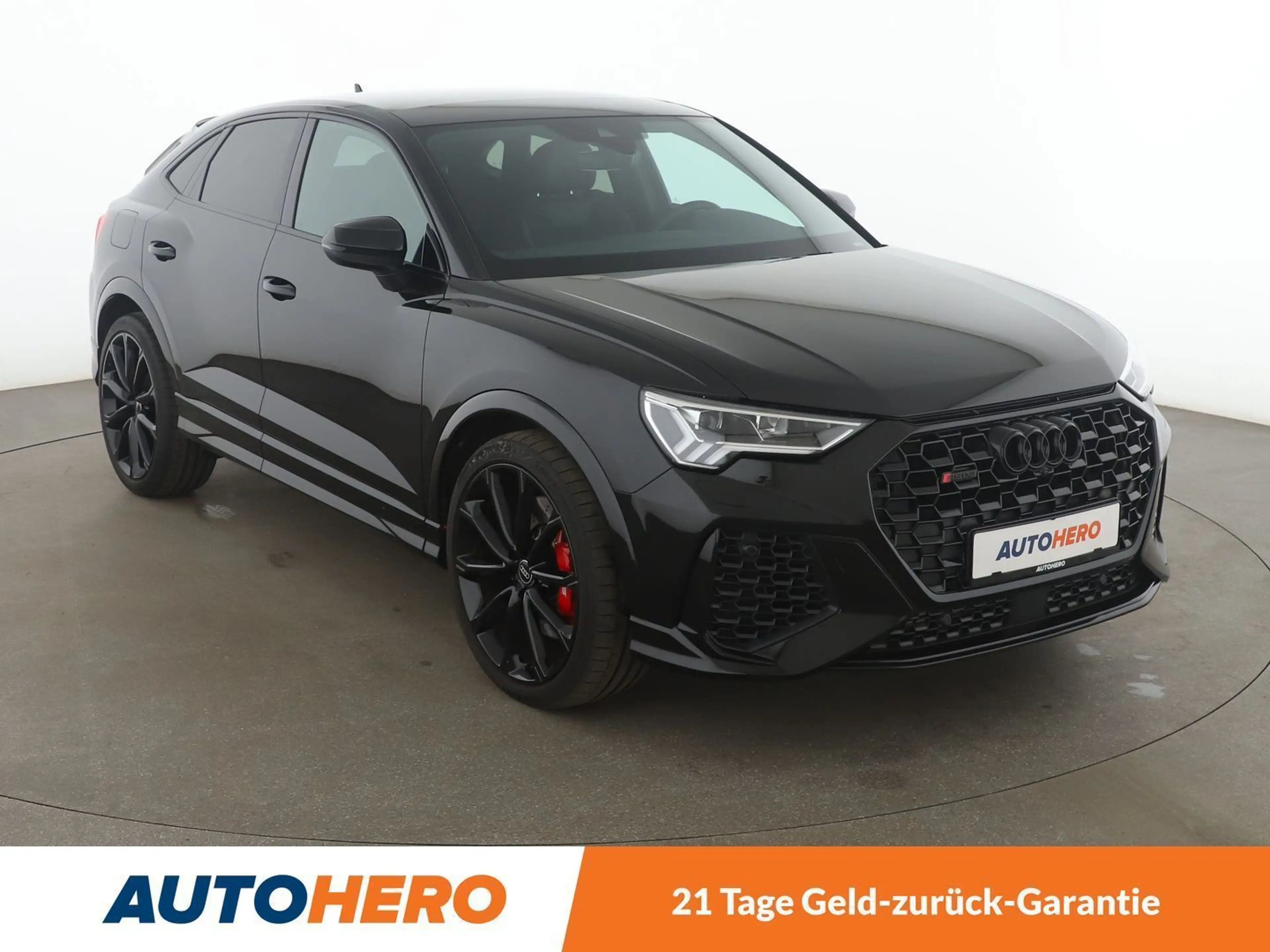 Audi RS Q3 2.5 TFSI quattro Aut.*LED*PDC*SHZ*PANO*RS-ABGAS — photo 8