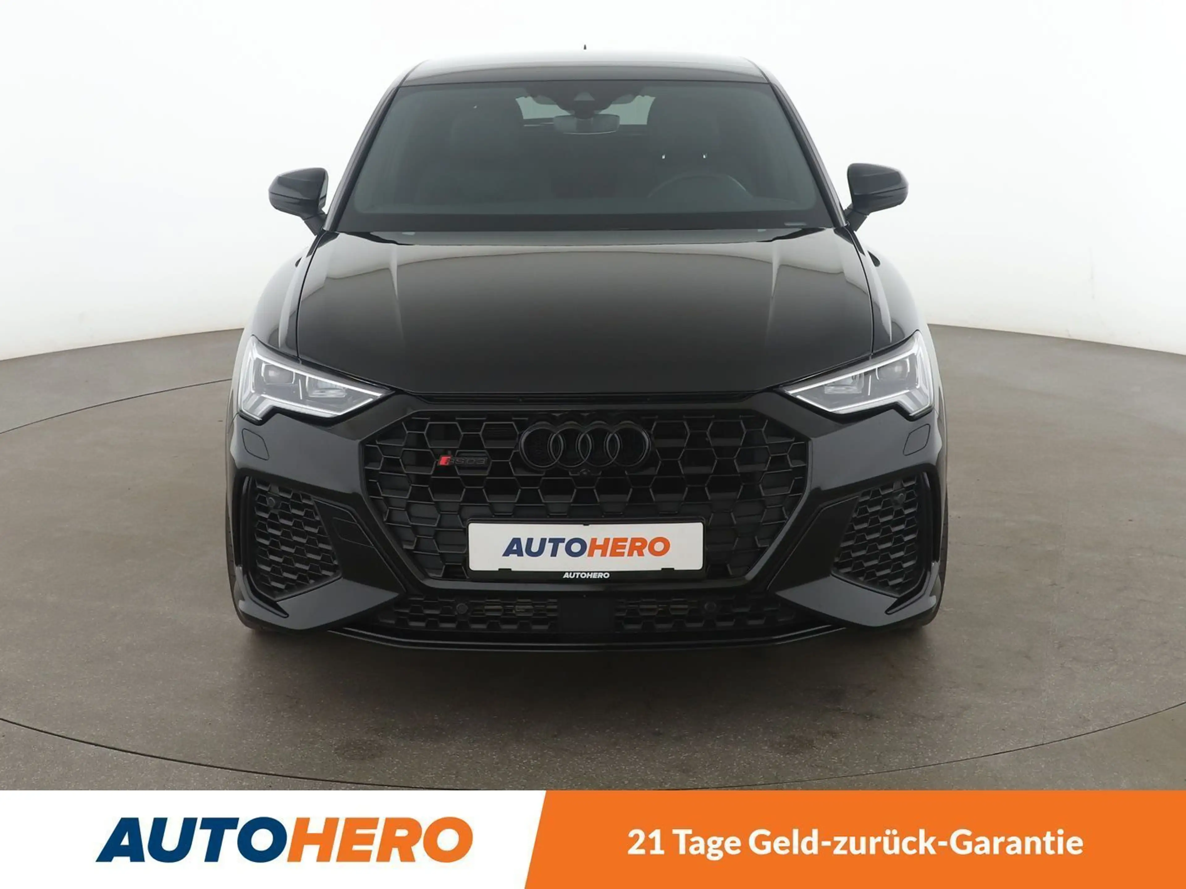 Audi RS Q3 2.5 TFSI quattro Aut.*LED*PDC*SHZ*PANO*RS-ABGAS — photo 9