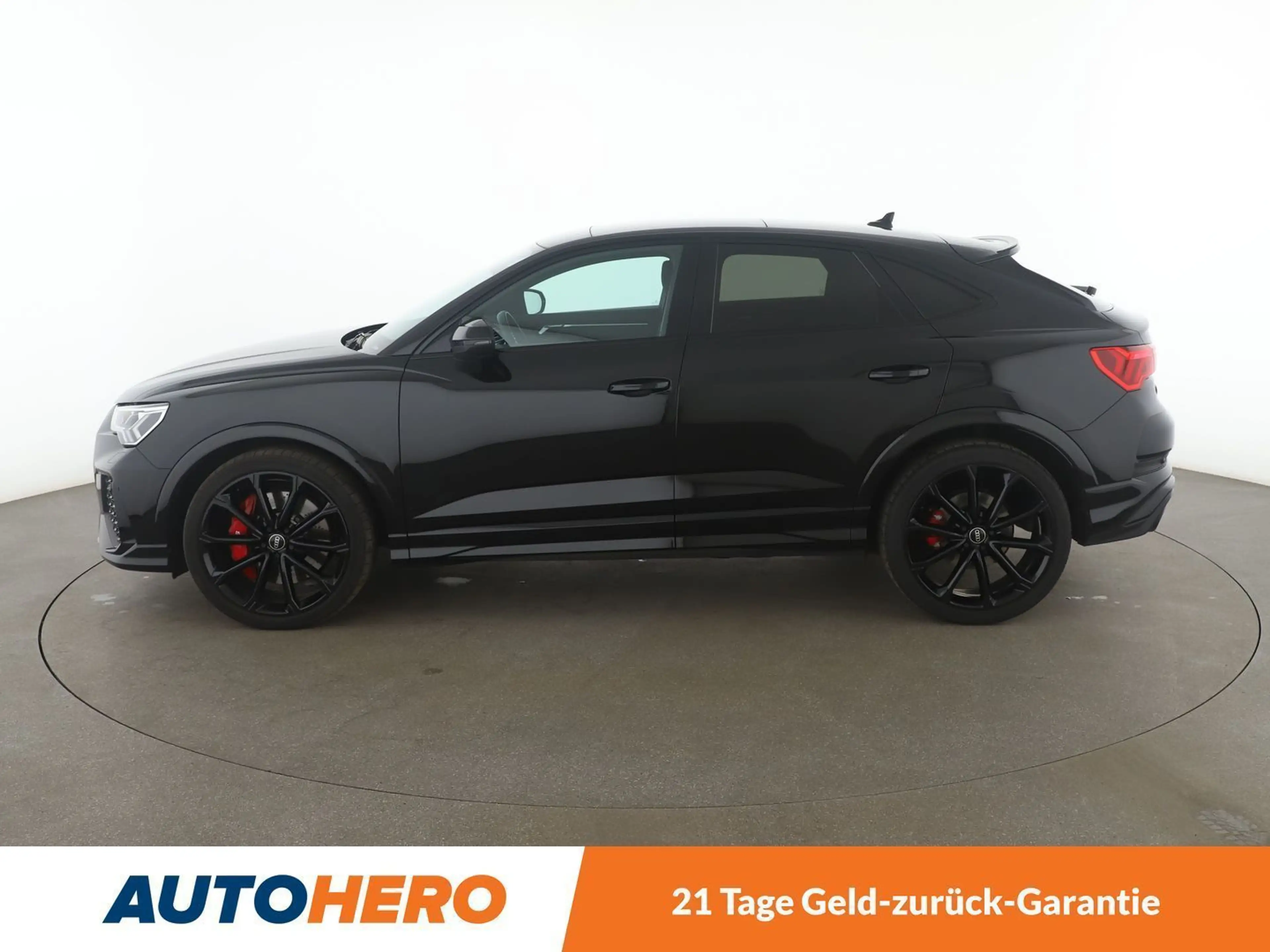 Audi RS Q3 2.5 TFSI quattro Aut.*LED*PDC*SHZ*PANO*RS-ABGAS — photo 3