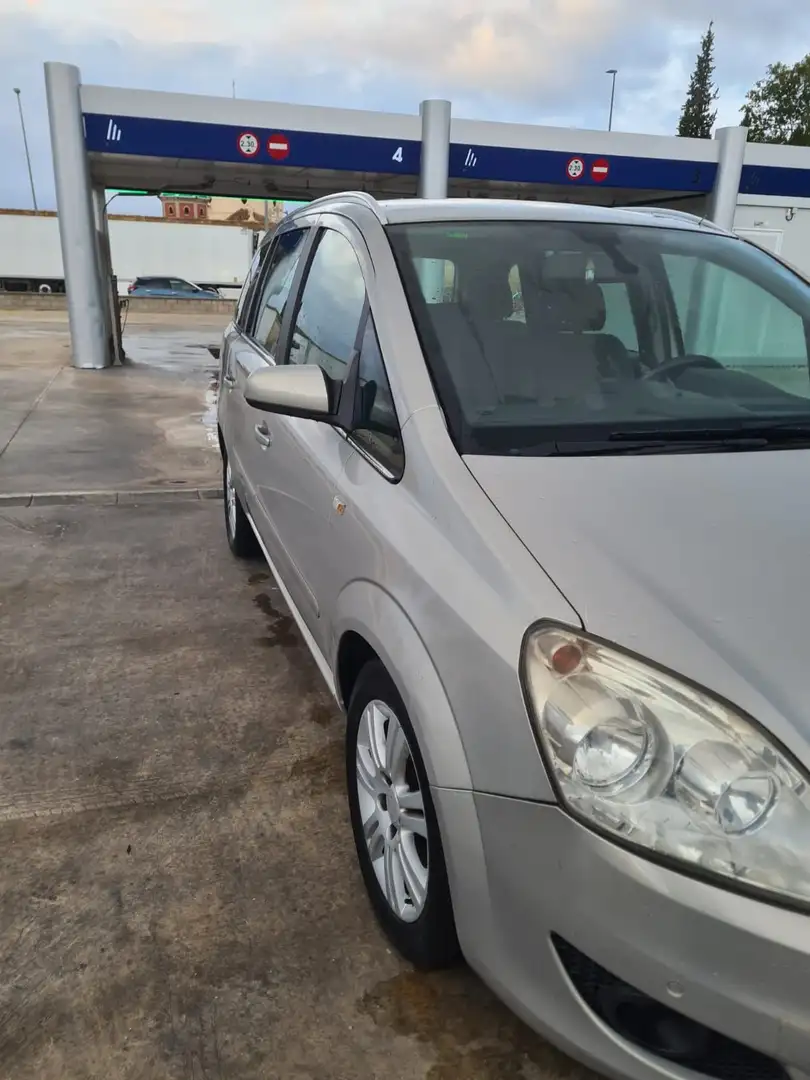 Opel Zafira 1.9CDTi  IMPECABLE OFERTA! Beige - 2