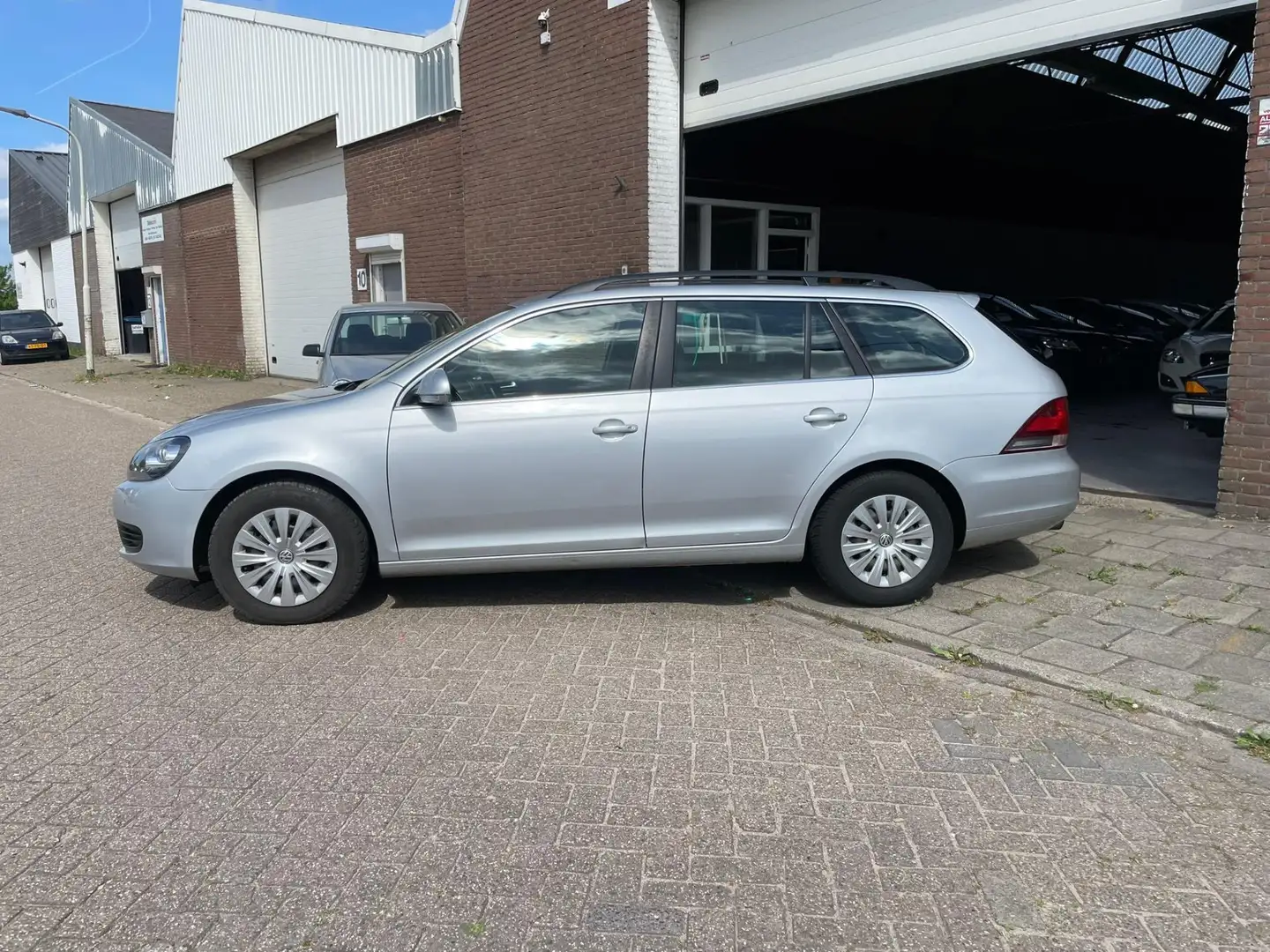 Volkswagen Golf Variant 1.2 TSI Comfort Executive Line BlueMotion | Parkee Gris - 2