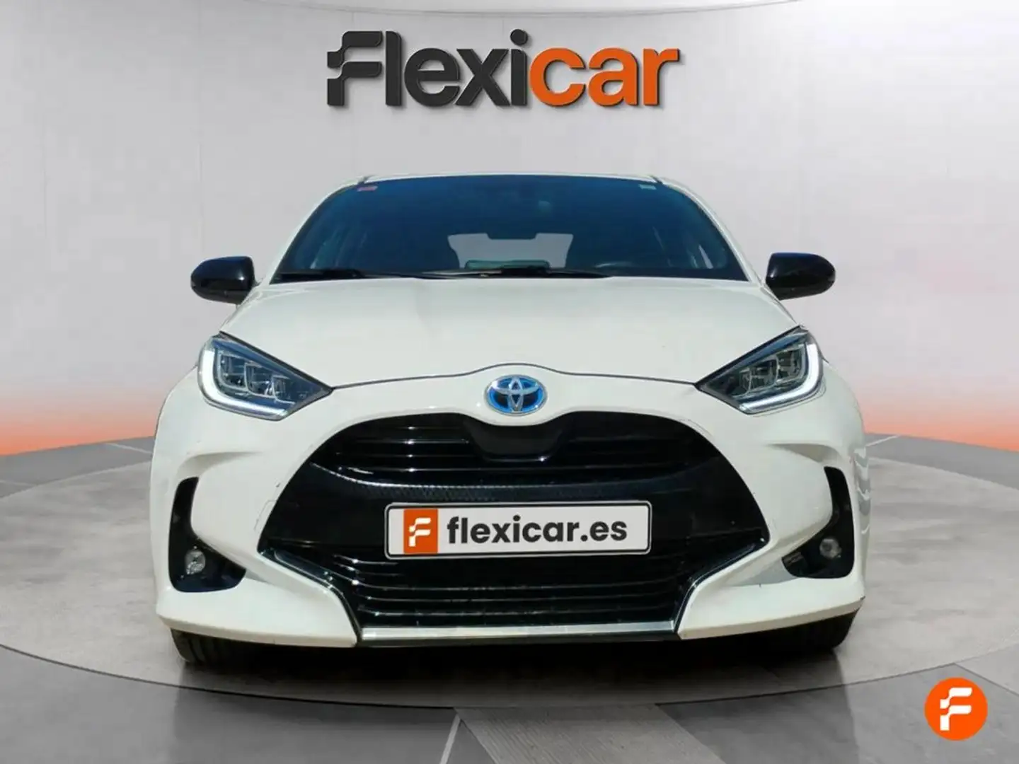 Toyota Yaris 1.5 120H Active Tech Blanco - 2