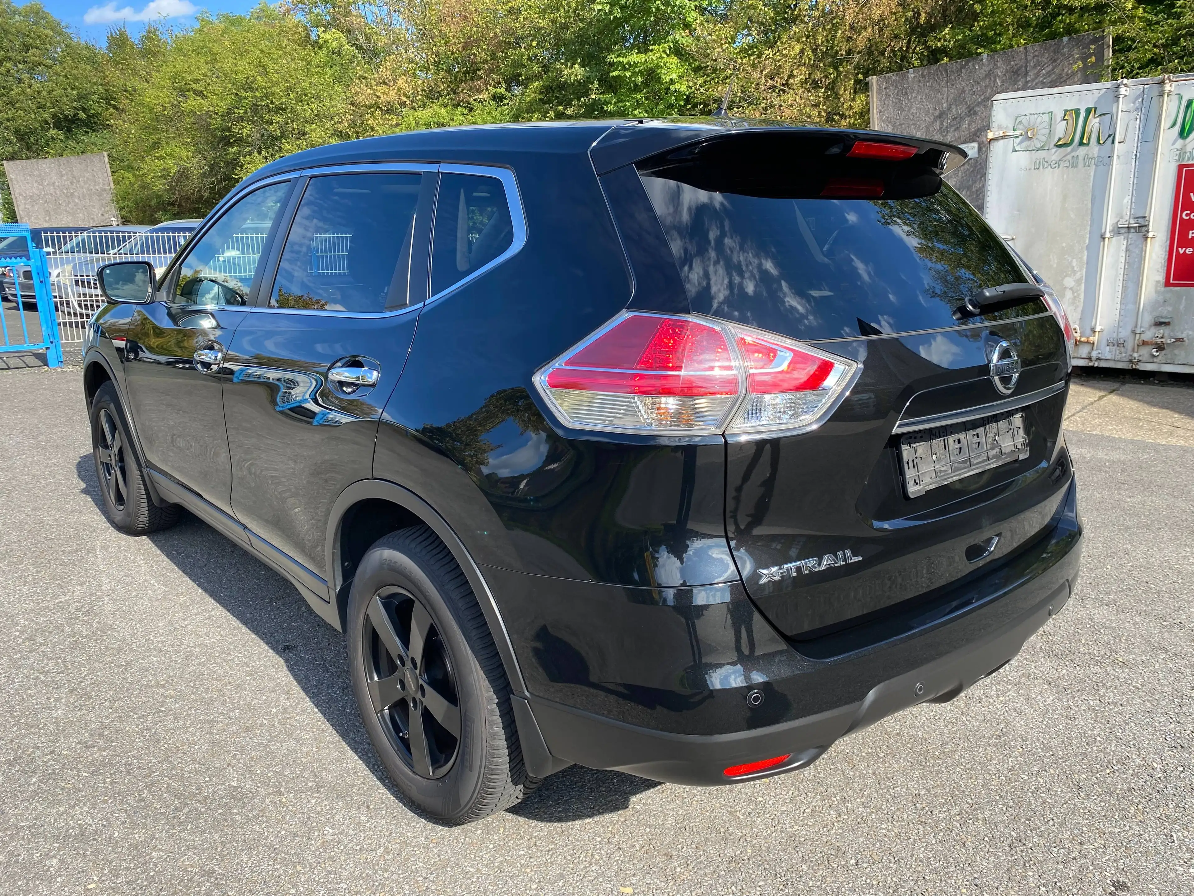 Nissan X-Trail Visia — photo 2