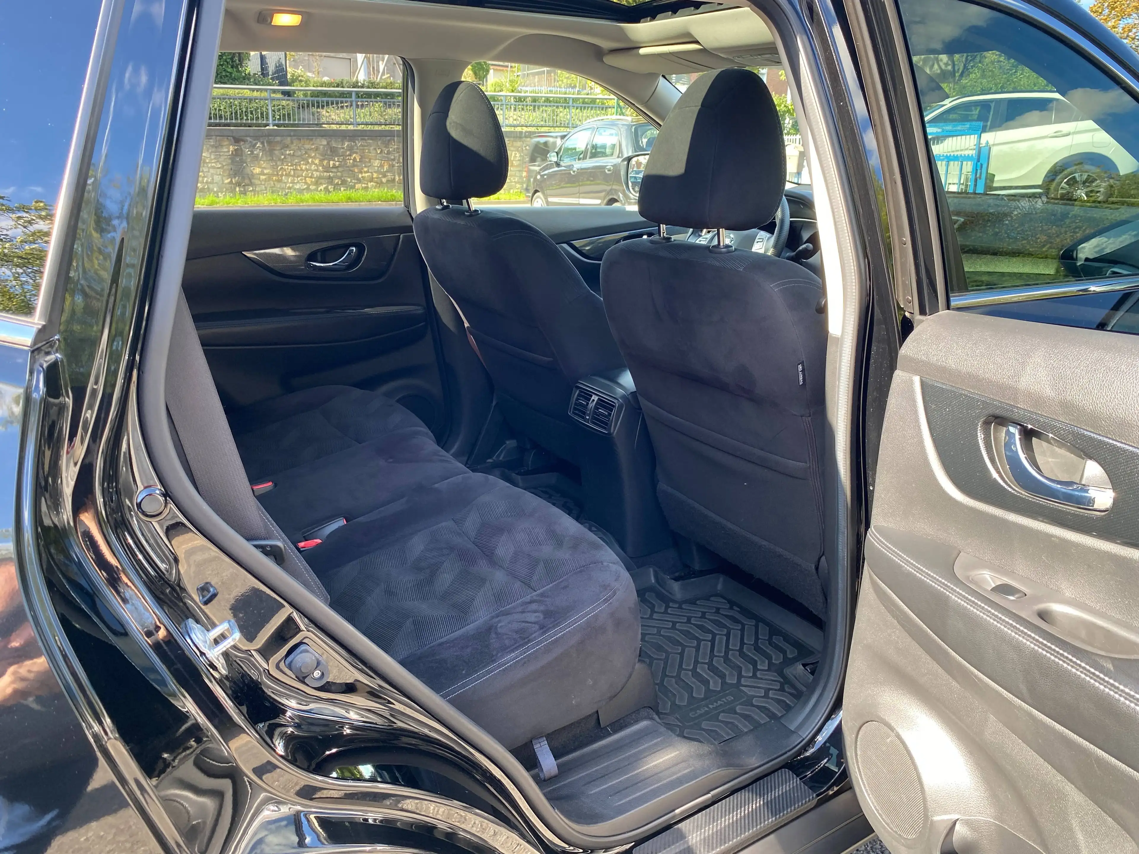Nissan X-Trail Visia — photo 13