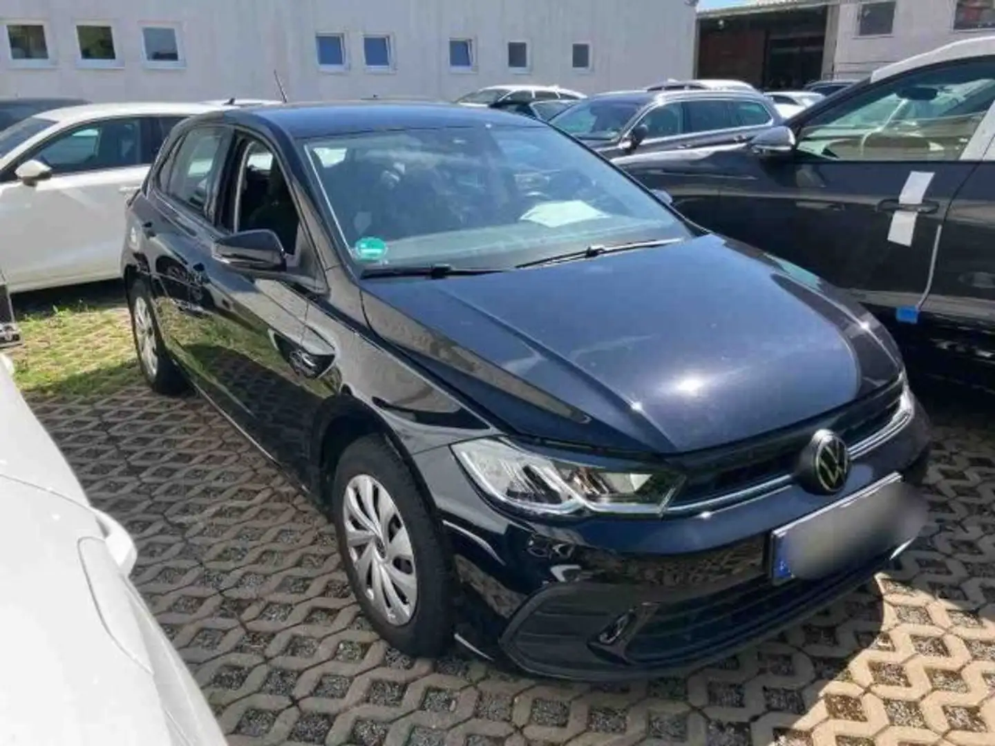 Volkswagen Polo 1.0 MPI LIFE LED+NAVI+SHZ+DAB+MFL+NSW+ZB_FB Schwarz - 2