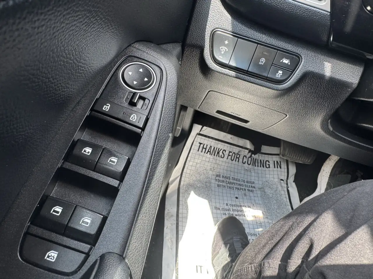 Kia Seltos снимка Kia Seltos