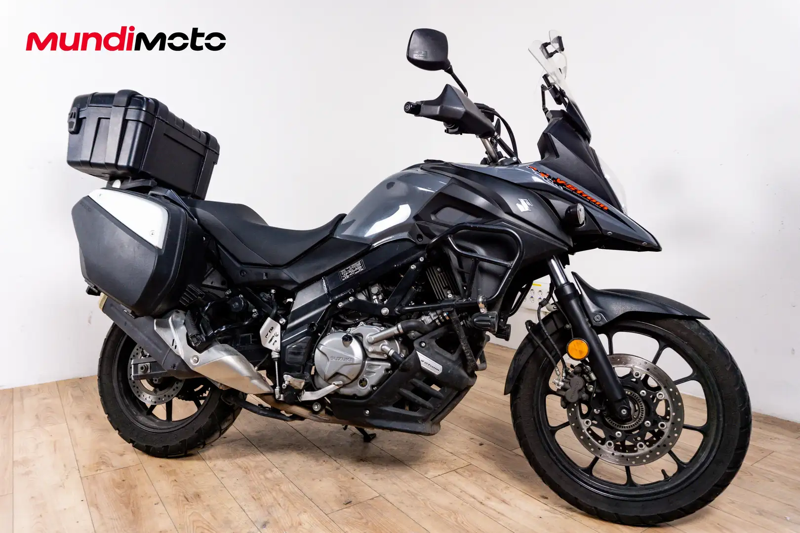 Suzuki V-Strom 650 - 2