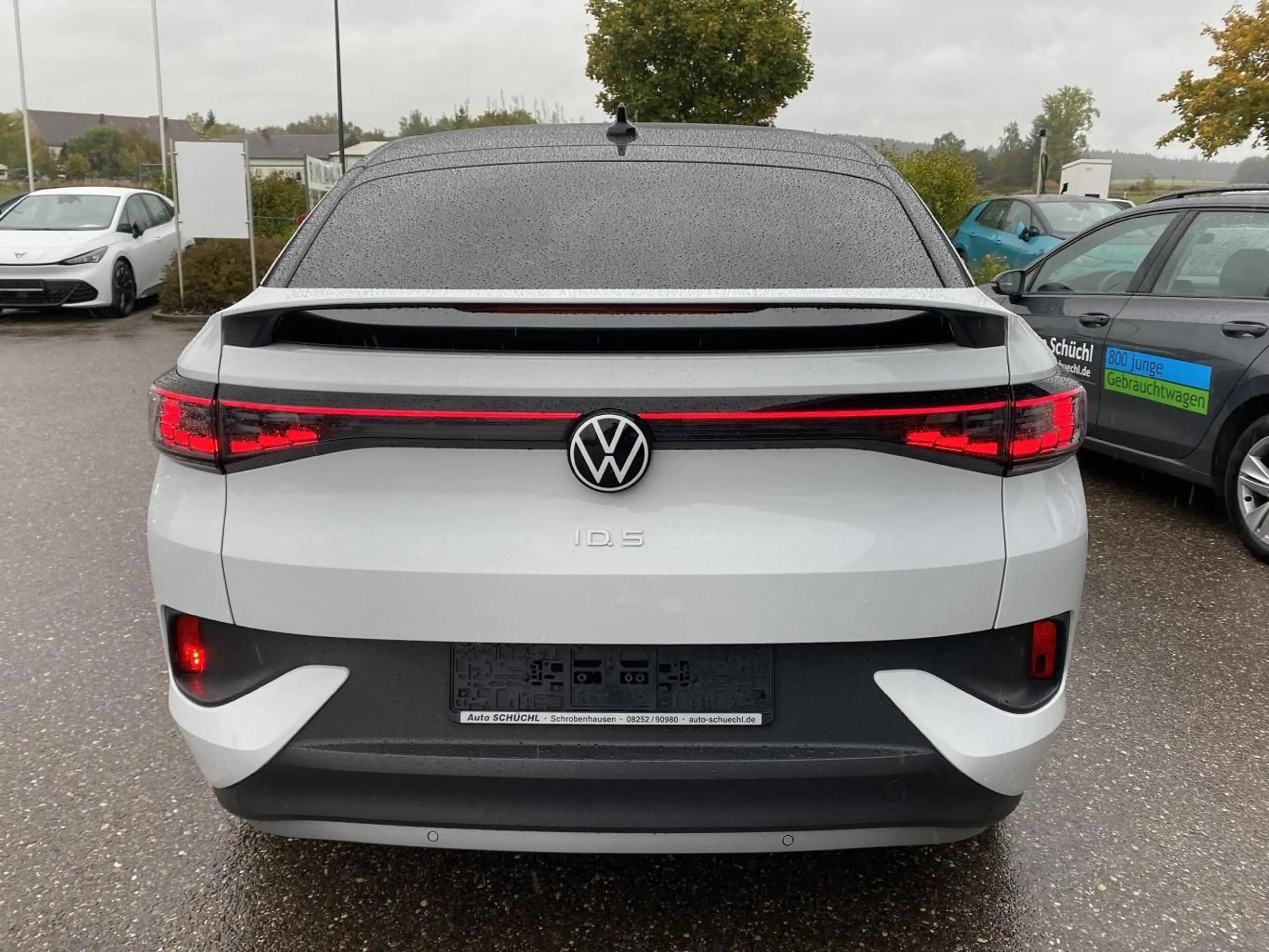 Volkswagen ID.5 PRO WÄRMEPUMPE+AHK+20"+APP-CONNECT+NAVI+LE — photo 5