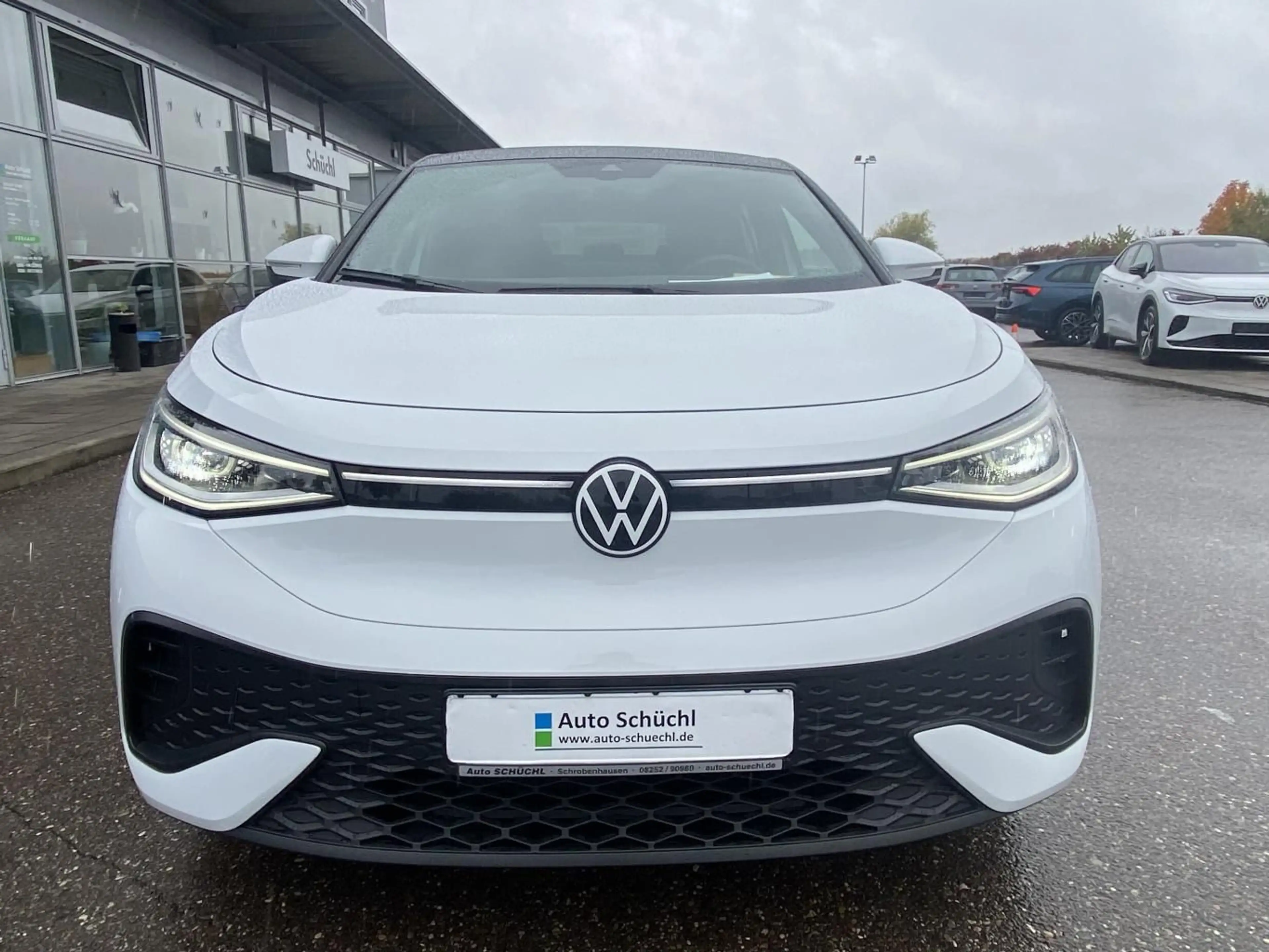 Volkswagen ID.5 PRO WÄRMEPUMPE+AHK+20"+APP-CONNECT+NAVI+LE — photo 8